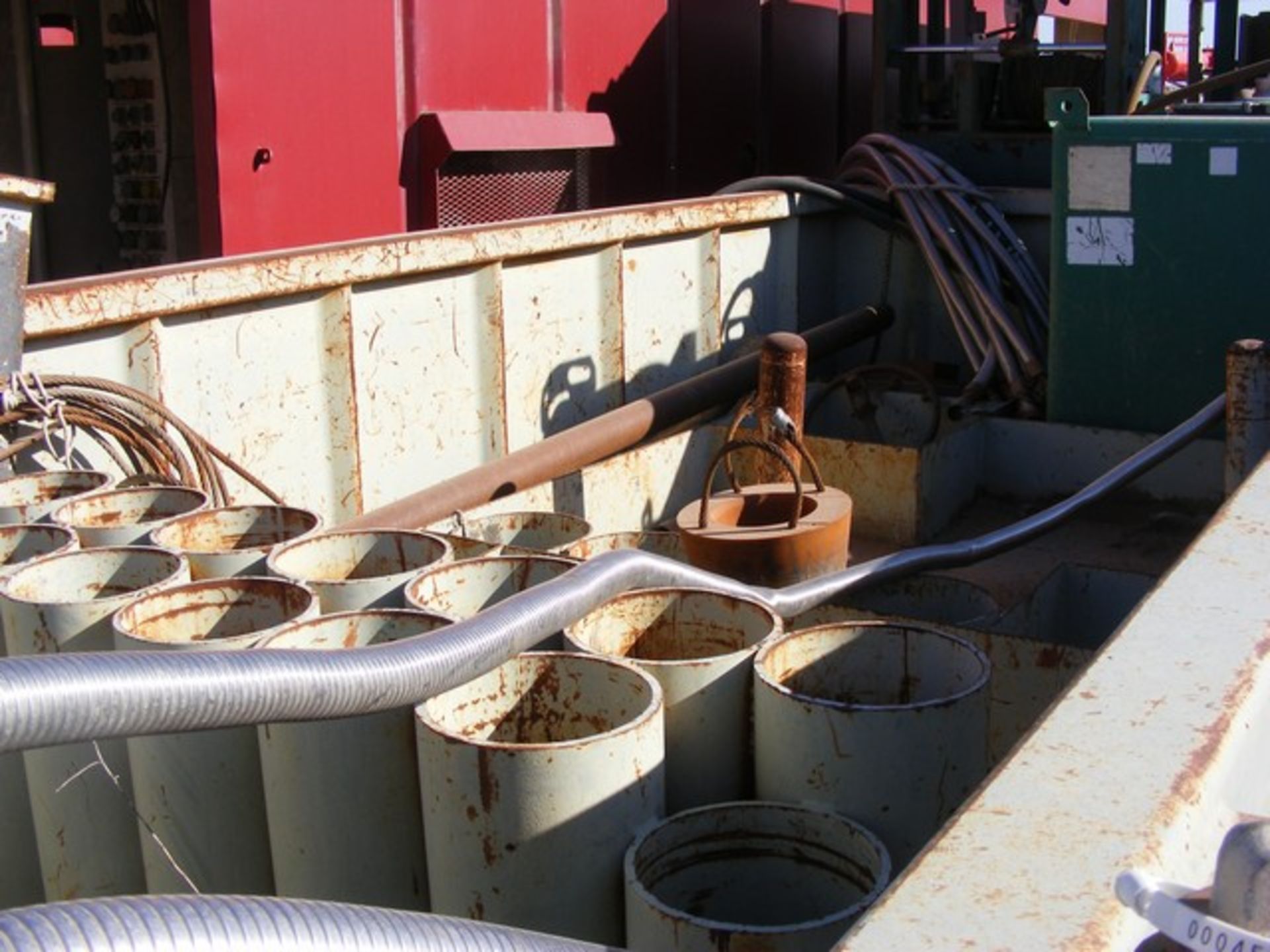 Located in YARD 1 - Midland, TX 7 STATION ACCUMULATOR UNIT, (20) BOTTLES, (10) STAINLESS HYDRAULIC - Image 3 of 7