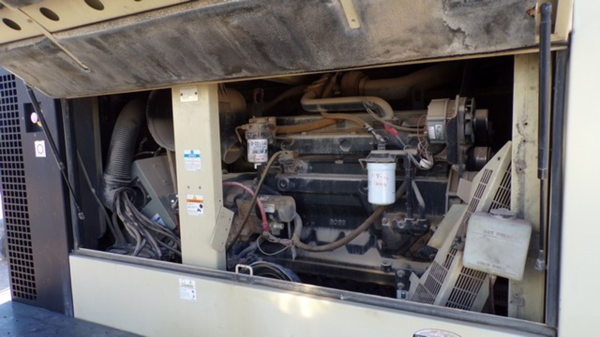 Located in YARD 1 - Midland, TX INGERSOLL RAND POWER SOURCE 100KW ELECTRIC GENERATOR, P/B 6 CYL - Bild 8 aus 8