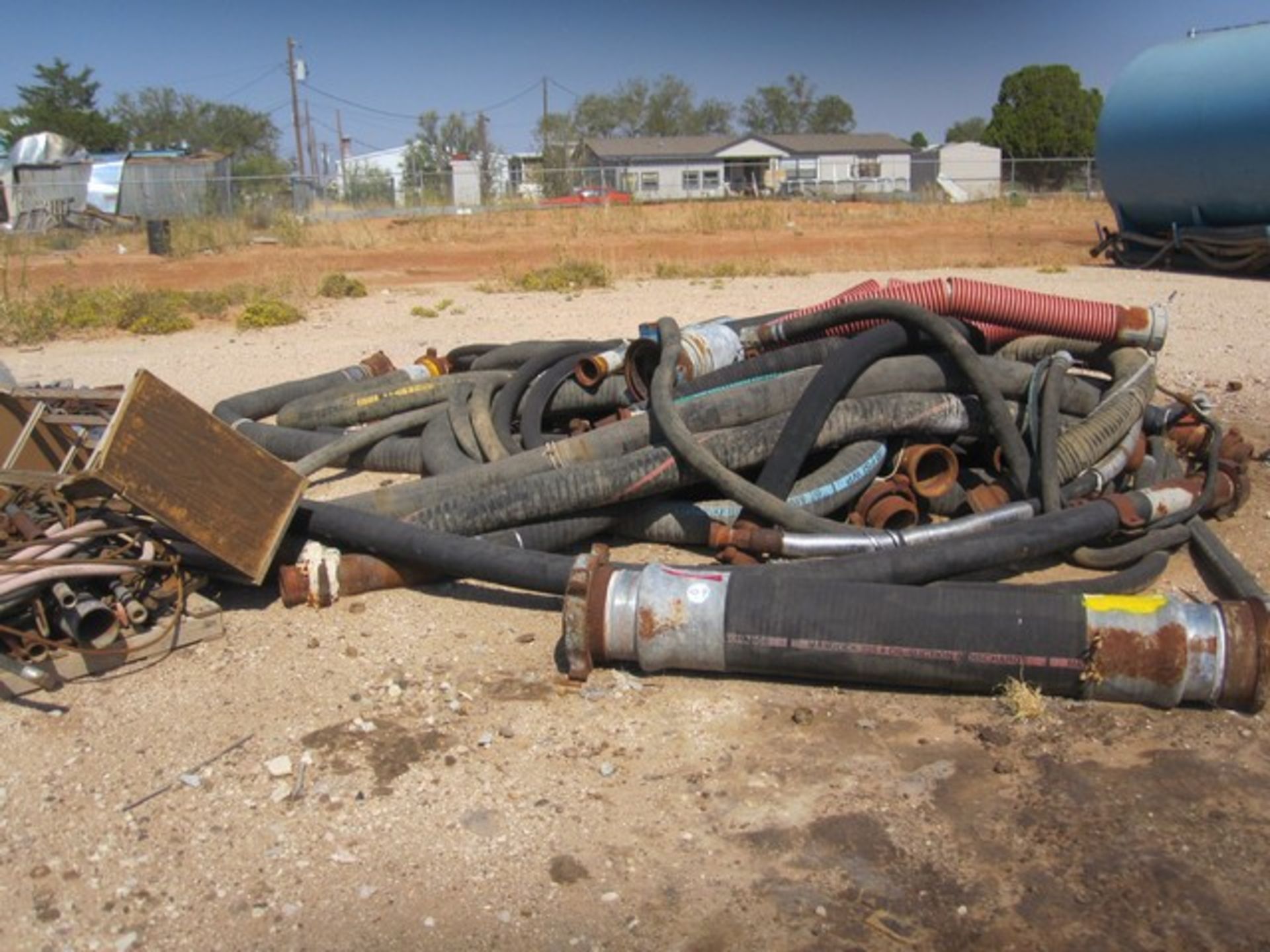 Located in YARD 10 - Odessa, TX (10-9) LOT OF VARIOUS SIZE SUCTION & VIB HOSES