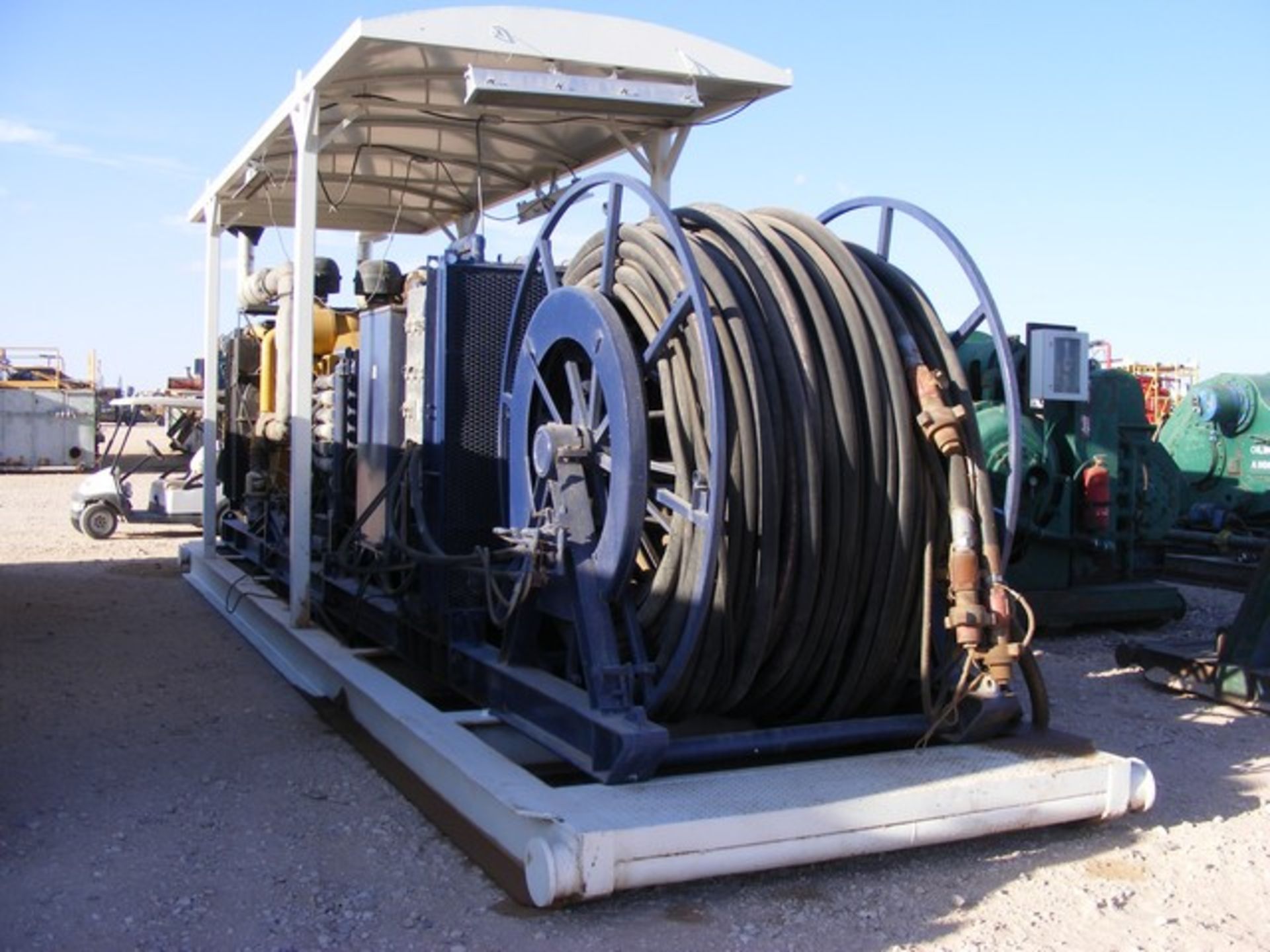 "Located in YARD 1 - Midland, TX TESCO 500 TON ECI (S) 900HP HYDRAULIC TOP DRIVE PACKAGE TO - Image 9 of 14