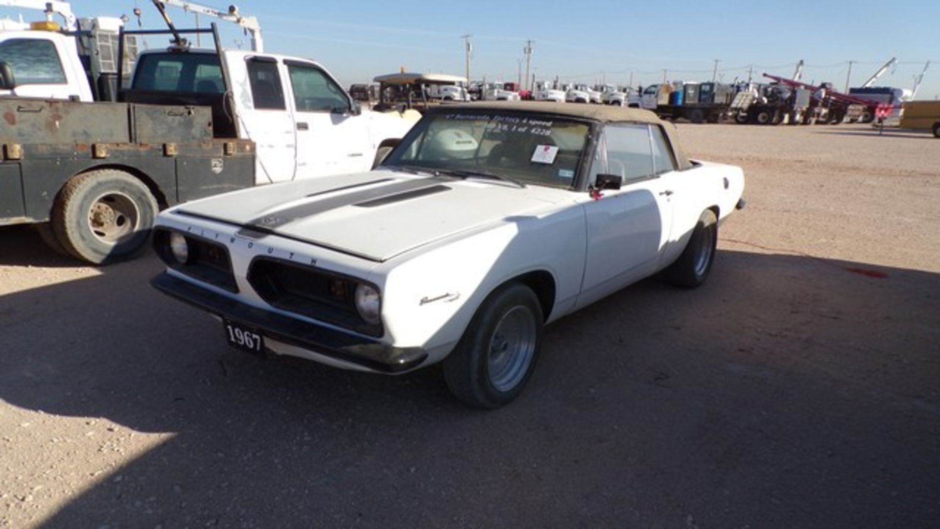 Located in YARD 1 - Midland, TX (X) 1967 PLYMOUTH BARRACUDA CONVERTIBLE, VIN- BH27E72289574, P/B 360