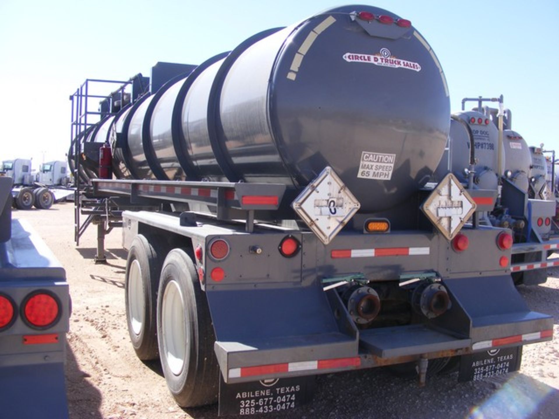 Located in YARD 1 - Midland, TX (X) 2006 OVERLAND TANK INC 120 BBL T/A ACID TRAILER, 2 COMPARTMENT - Image 4 of 5