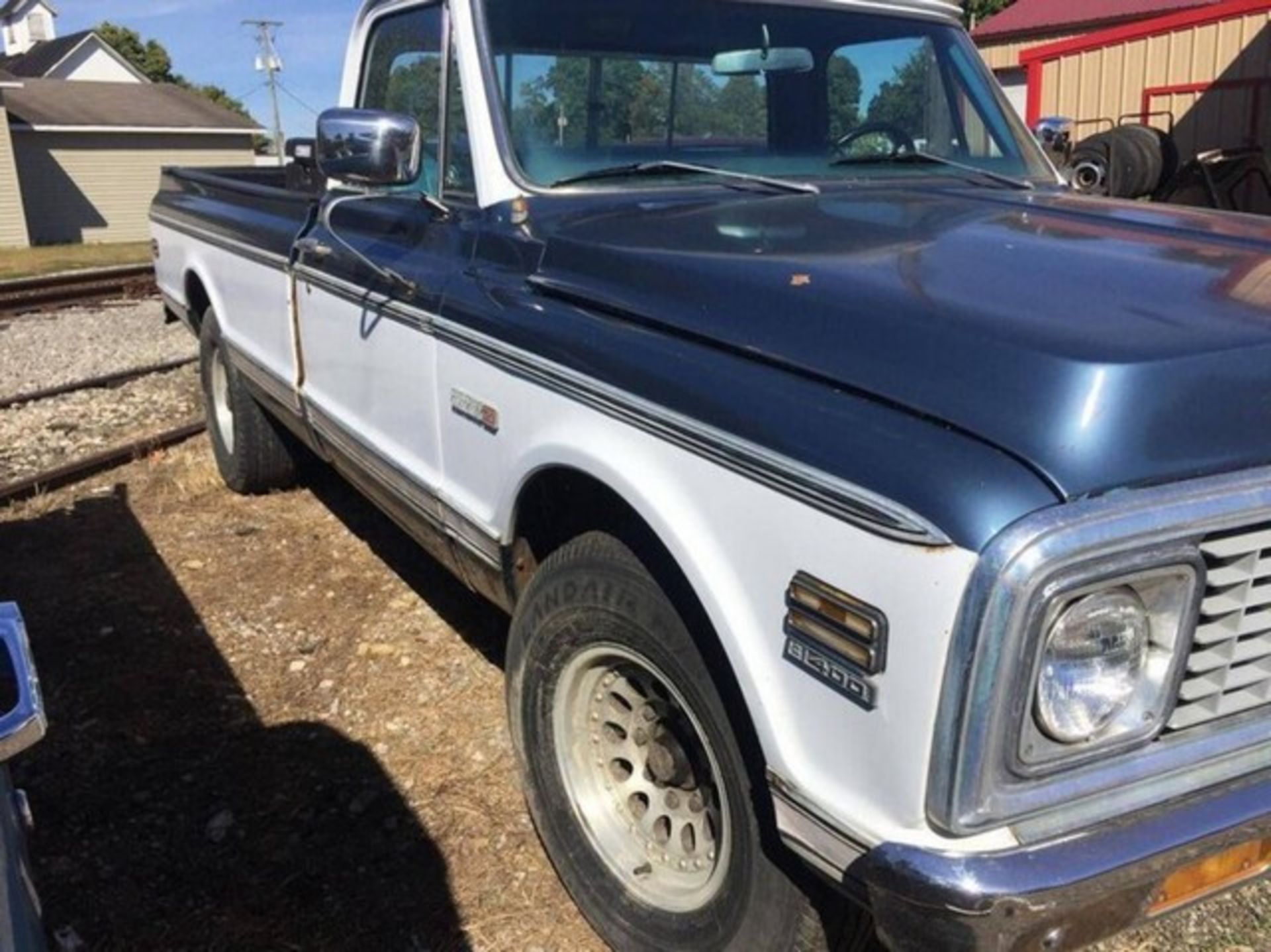 Located in YARD 11 - Fulshear, TX (X) 1971 CHEVROLET C20 2500 CHEYENNE FACTORY BIG BLOCK AC TRUCK, - Bild 2 aus 37