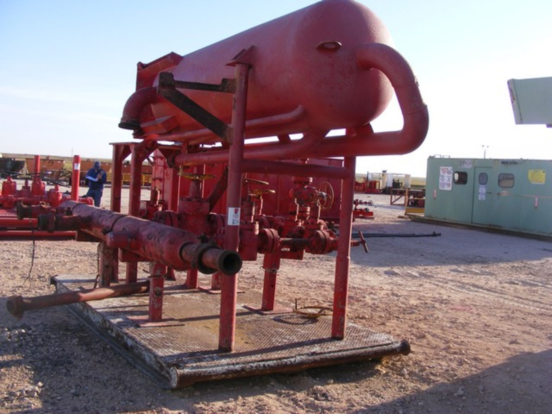 Located in YARD 1 - Midland, TX (2929) 24" X 9' STAND UP SEPERATOR W/ (2) 2-1/16" CHOKES, (7) 2-1/