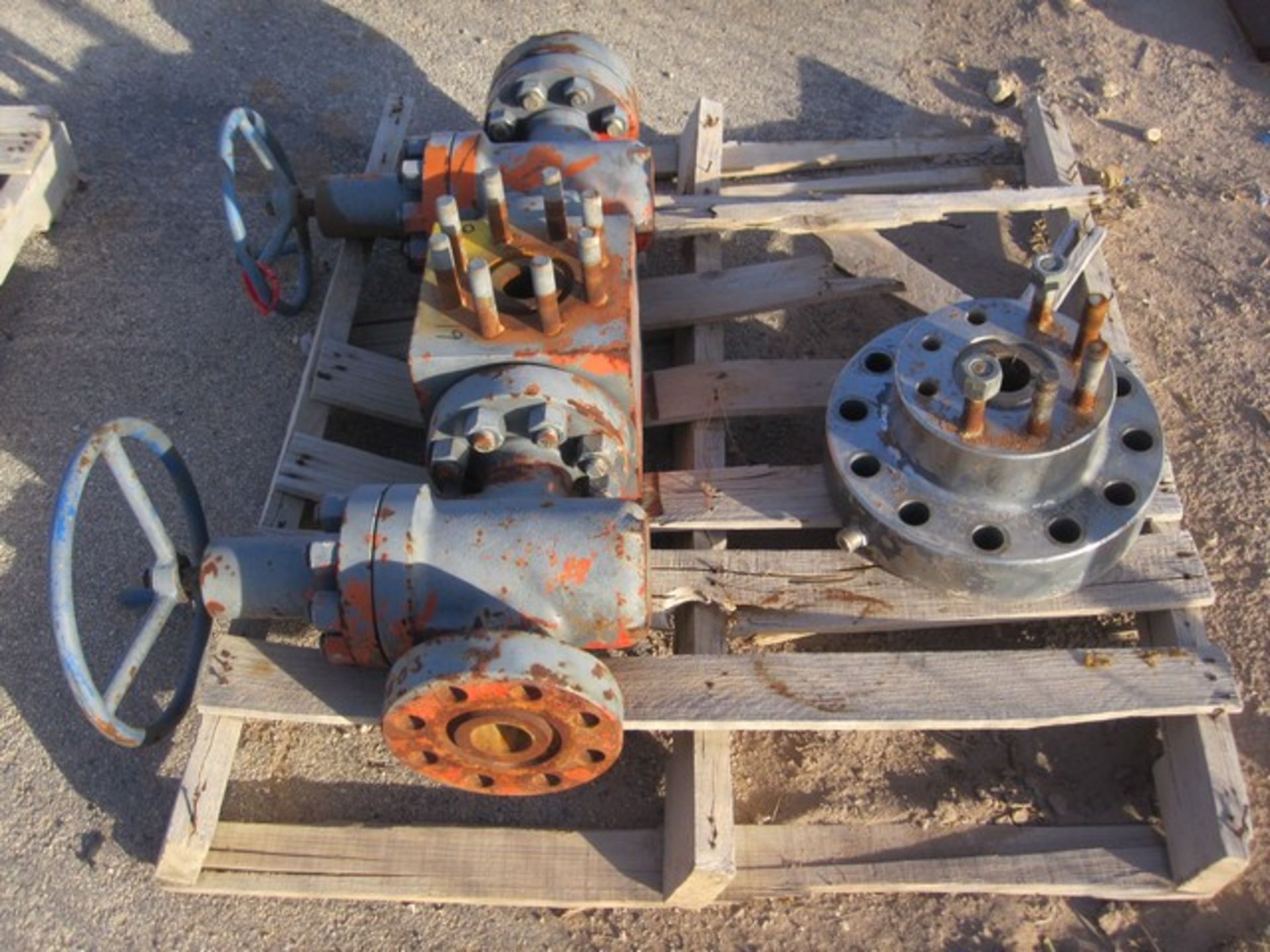 Located in YARD 9 - Odessa, TX (9-24) (2) 2-1/16" 5000# FLANGED GATE VALVES, (1) 4 WAY CROSS WELL