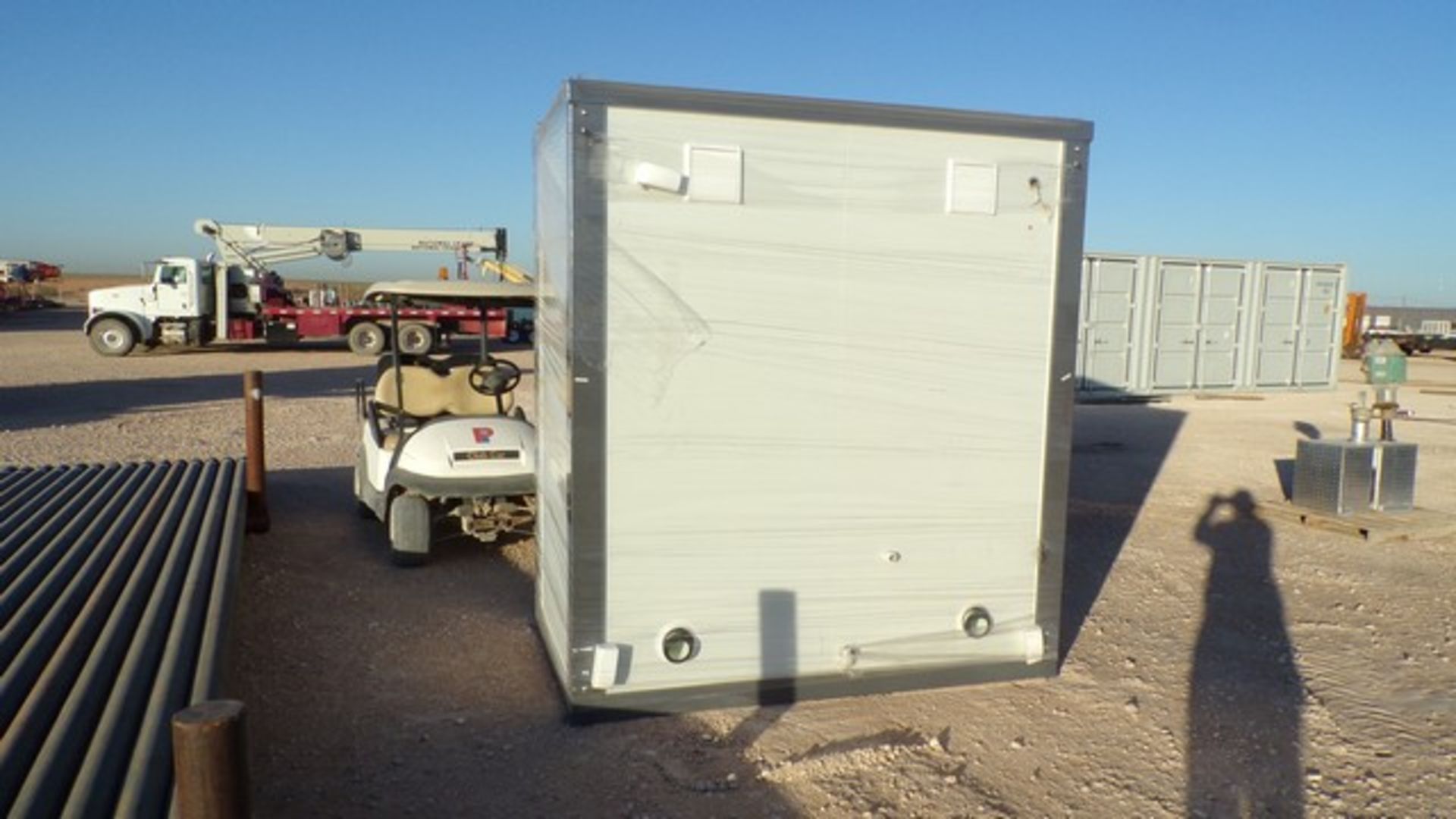 Located in YARD 1 - Midland, TX NEW 110V PORTABLE DBL STALL TOILET - Image 2 of 4