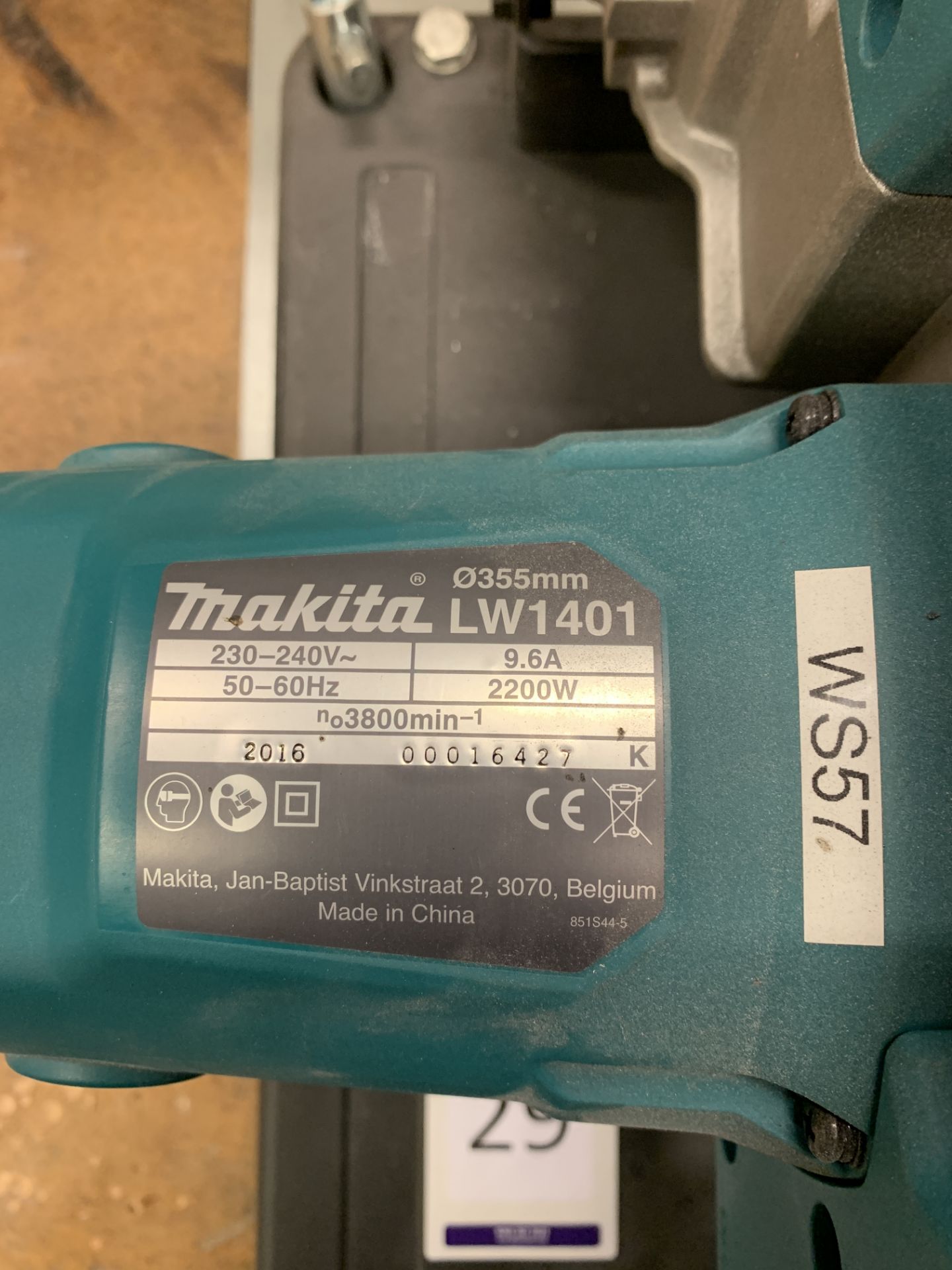 Makita LW1401 Benchtop Mitre Saw (Located Norwich – See General Notes for Viewing & Collection - Image 3 of 4