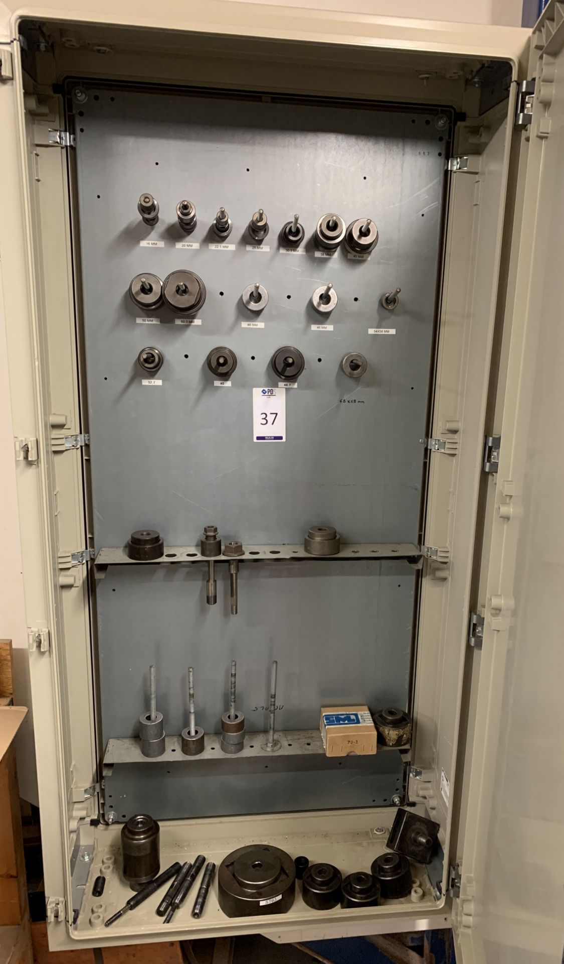 Custom Built Tooling Cabinet & Assorted Tooling (Located Norwich – See General Notes for Viewing &