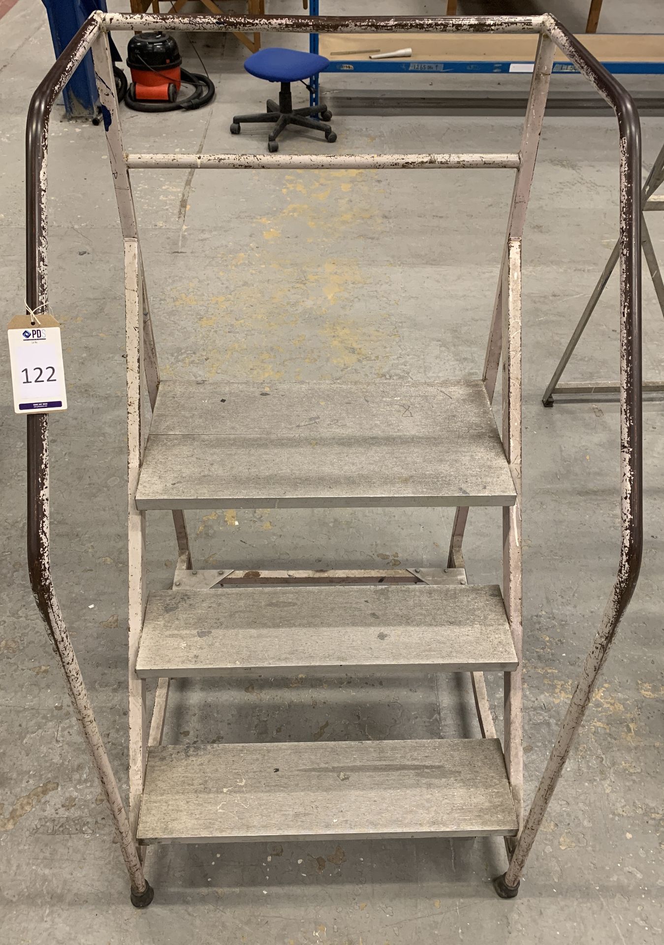 3 Tread Warehouse Steps (Located Norwich – See General Notes for Viewing & Collection Details)