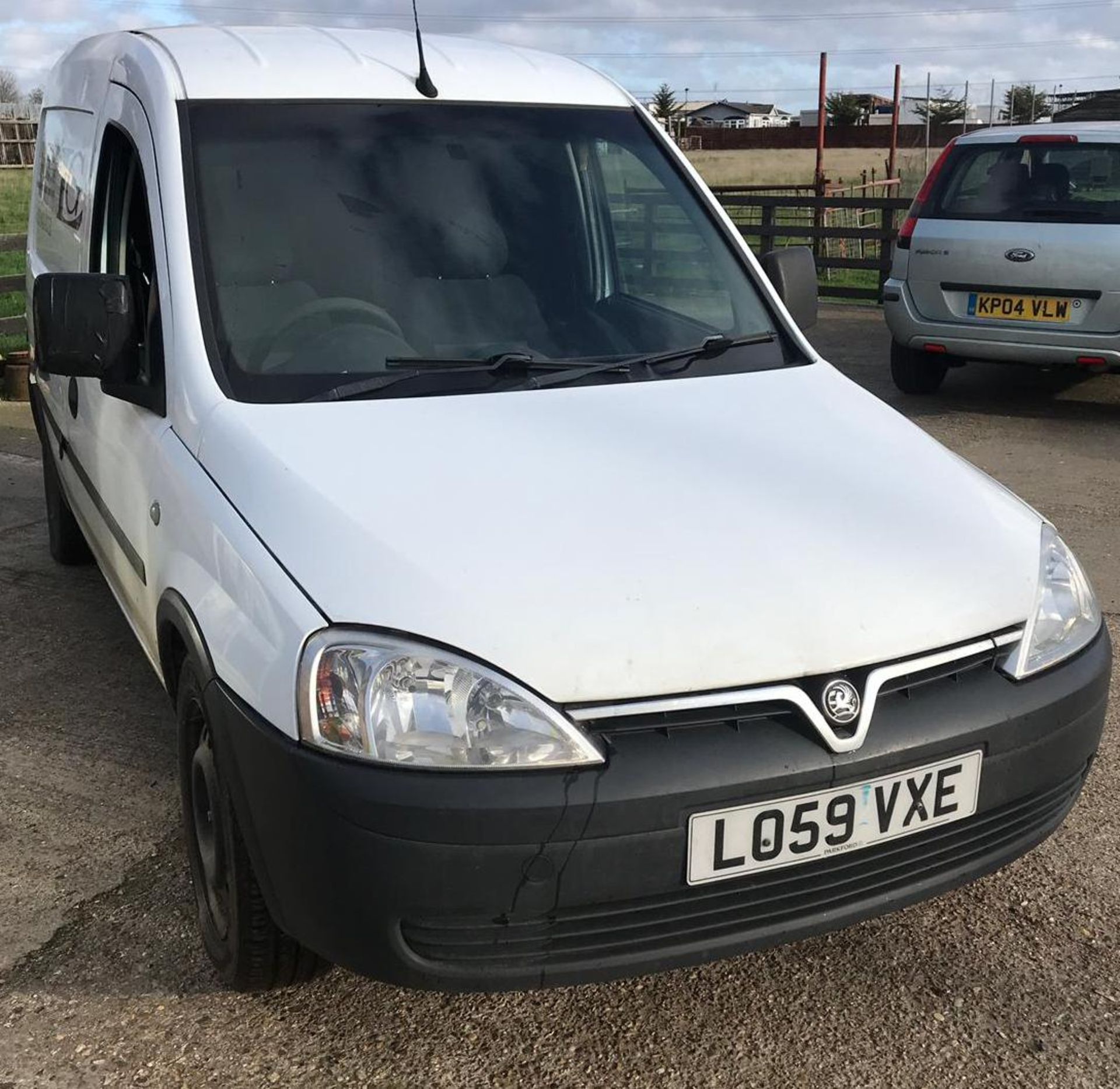 Vauxhall Combo van, registration number LO59 VXE, first registered 27th January 2010 with - Image 2 of 8