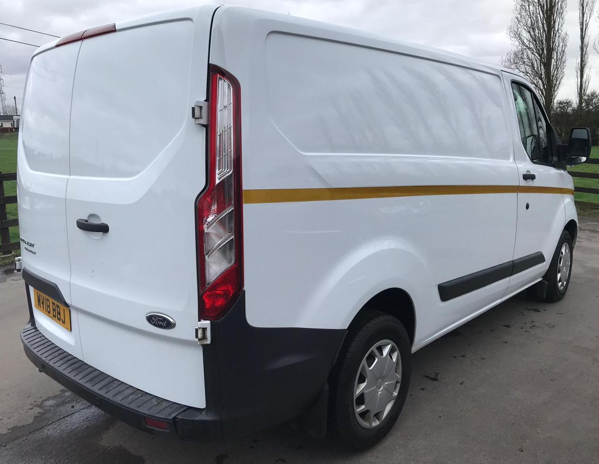 Ford Transit Custom 270 Panel Van, Vehicle registration number WV18 BBJ, first registered 30th April - Image 4 of 11