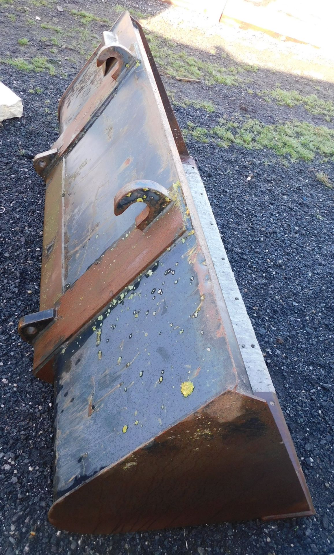 89in Loading Bucket to Suit Telehandler (Located Oldham – See General Notes for Viewing & Collection