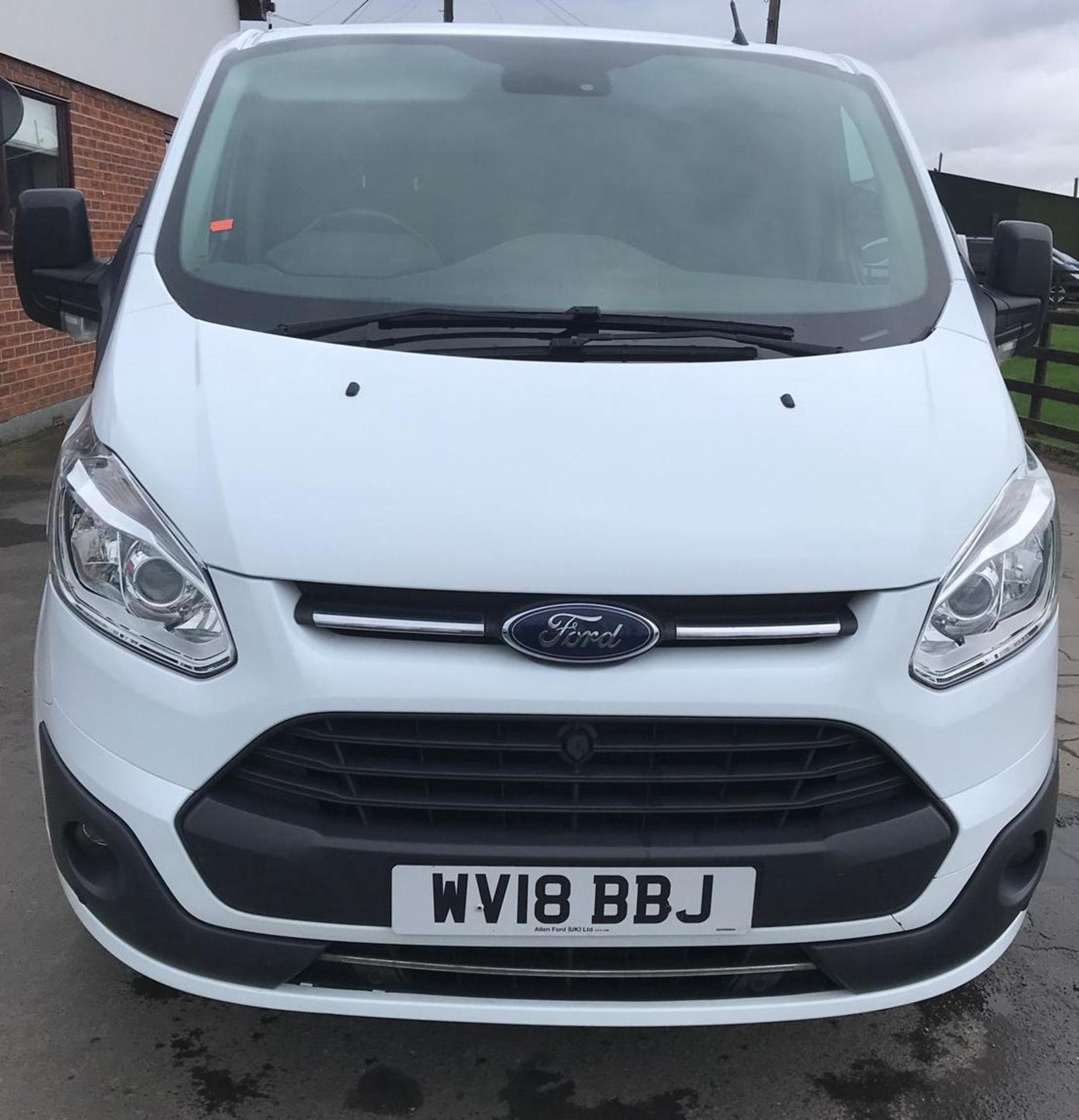 Ford Transit Custom 270 Panel Van, Vehicle registration number WV18 BBJ, first registered 30th April - Image 8 of 11