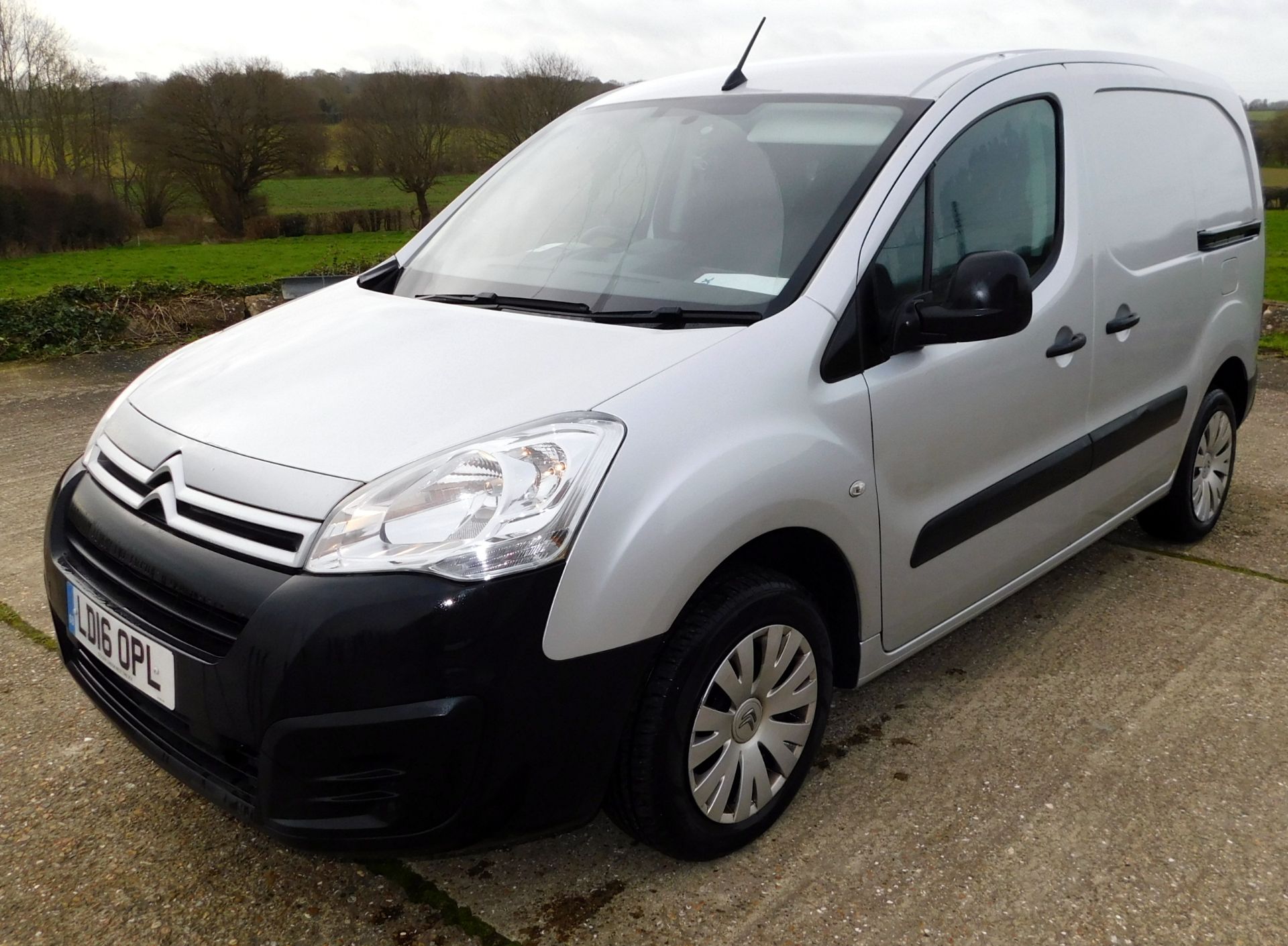 Citroen Berlingo L1 1.6 HDi 625Kg Enterprise 75ps, Registration LD16 OPL, First Registered 31st - Image 2 of 10