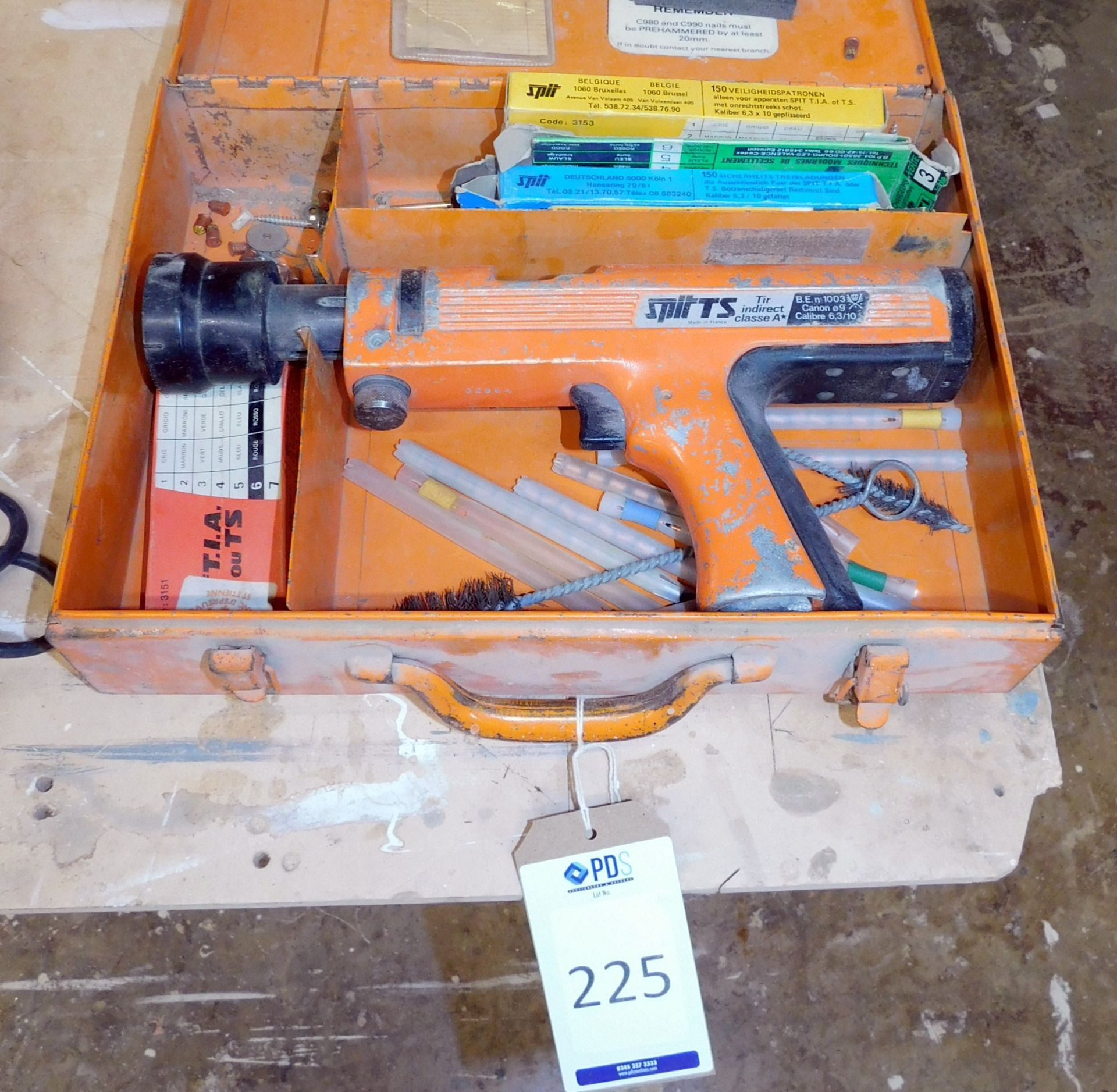 Spit TS Canon Nail Gun (Located Oldham – See General Notes for Viewing & Collection Details)
