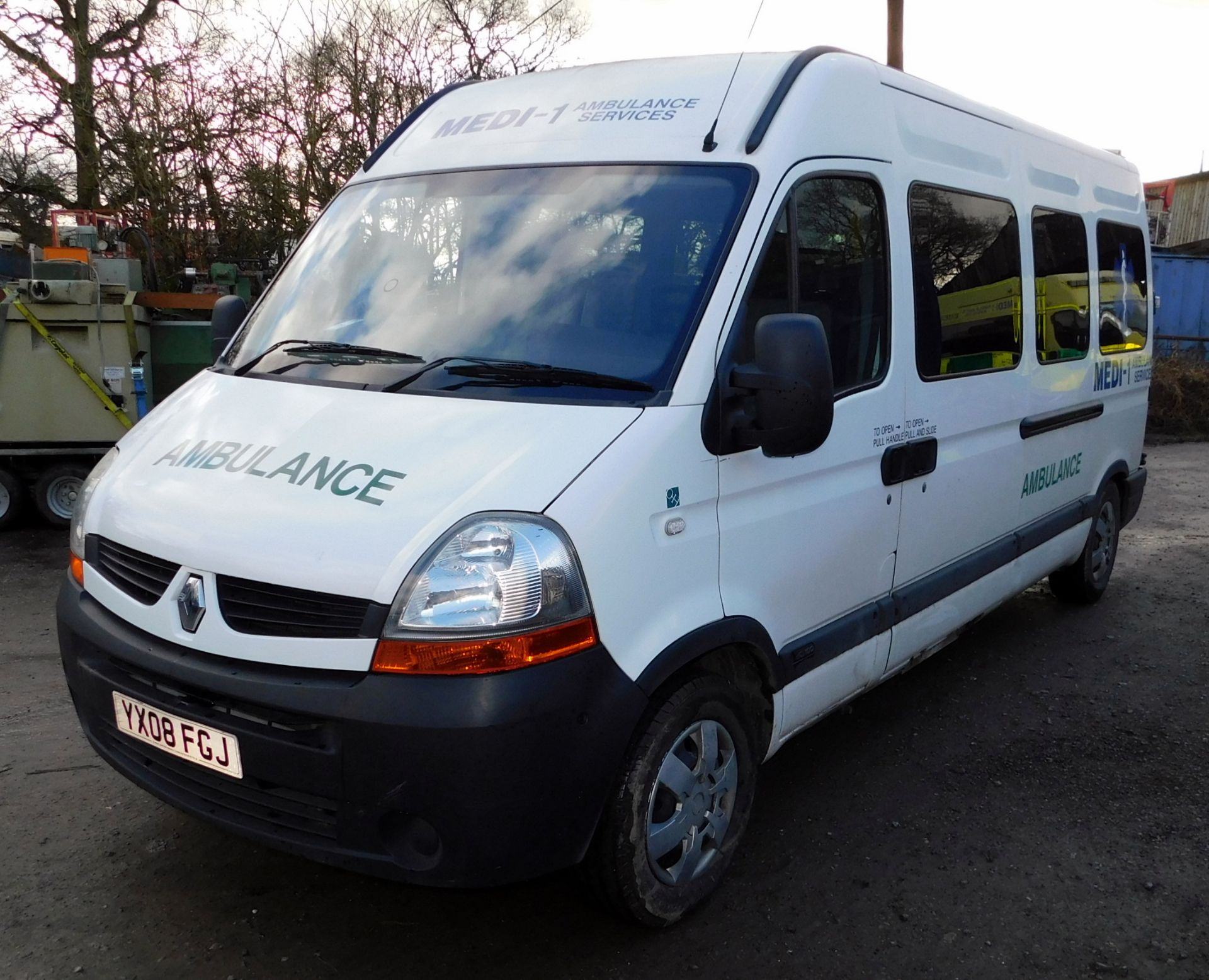 Renault Master LWB, LM35dCi 100 Medium Roof MPV, Registration YX08 FGJ. First Registered 14th - Image 2 of 21