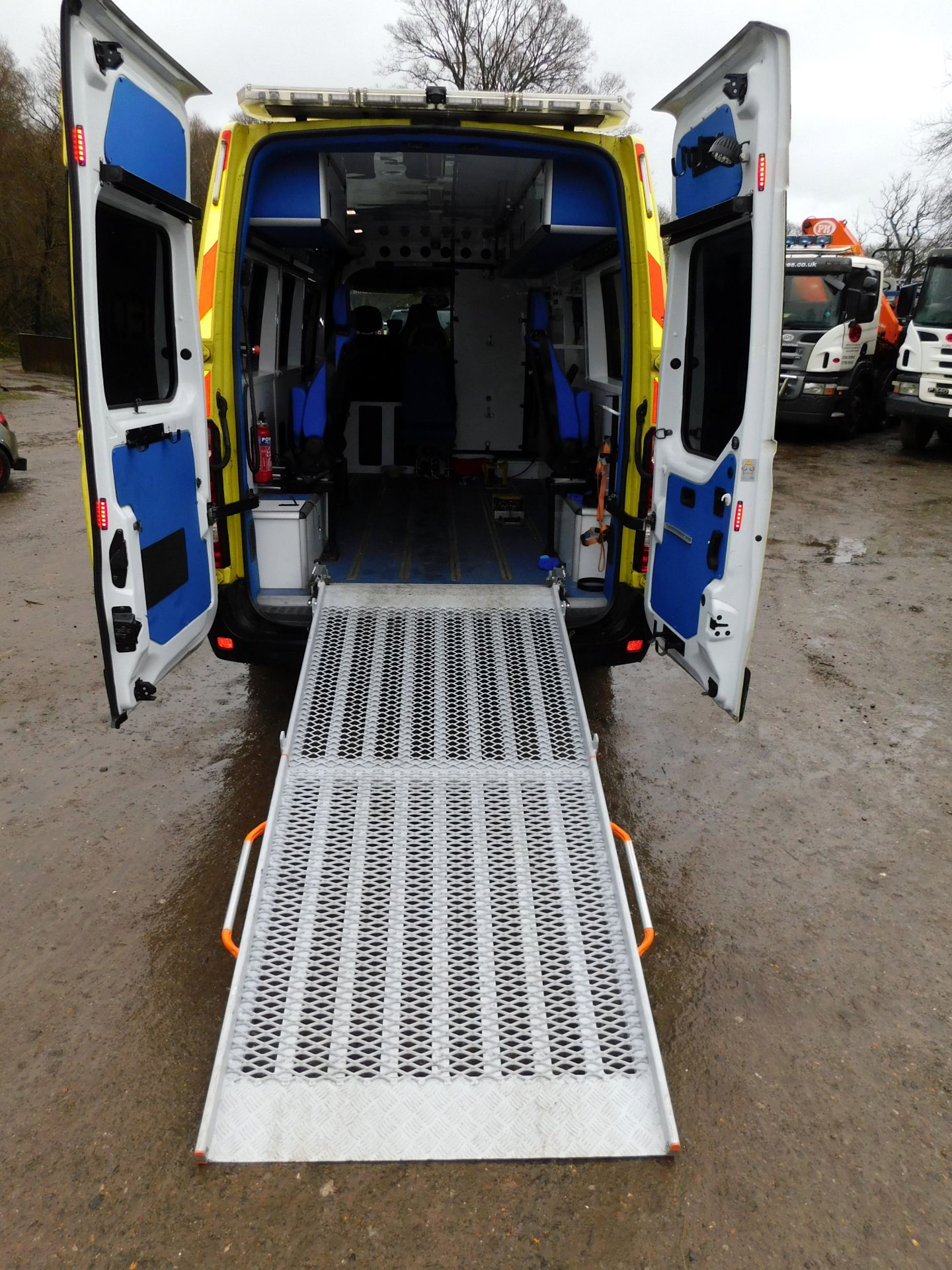 Renault Master LWB, LM35 dCi 125 Business+ Medium Roof HDU, Registration LJ15 MHM, First - Image 8 of 20