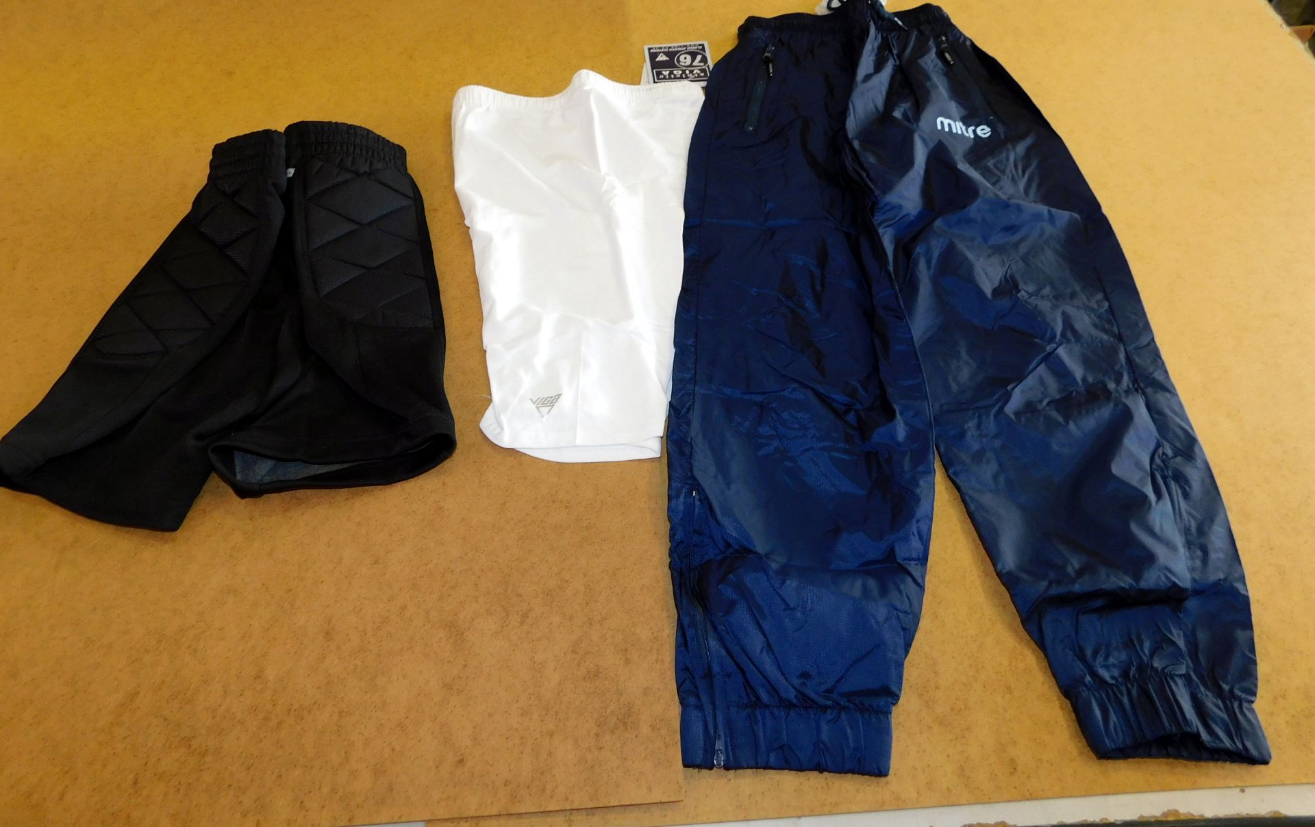 60 Various Childrens Shorts & Trousers (No VAT) (Located Stockport – See General Notes For Viewing &