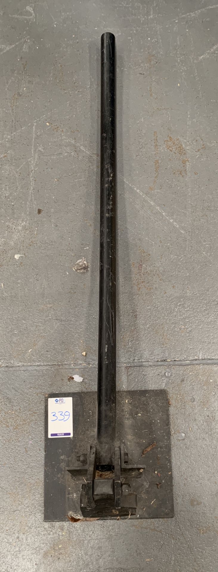 Peg Pulling Device (Located Northampton – See General Notes for Details)