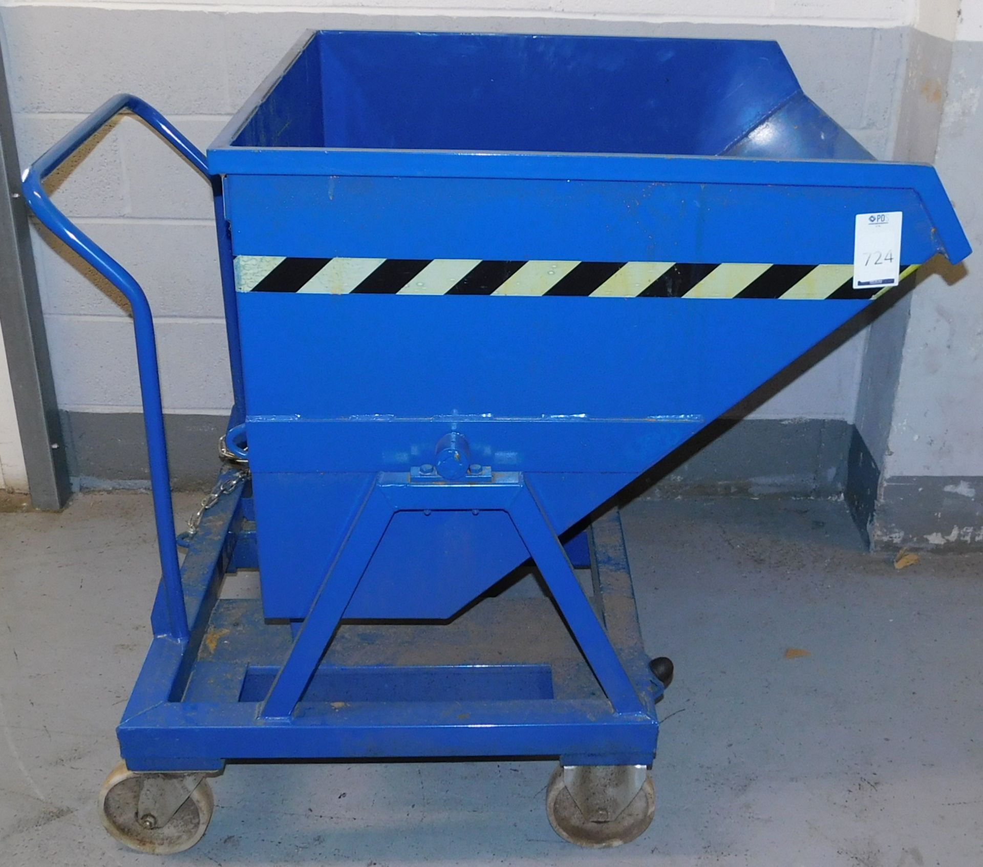 Mobile Fork Mountable Tipping Skip, Model No; LT0450B (2018) (Located Stockport – See General