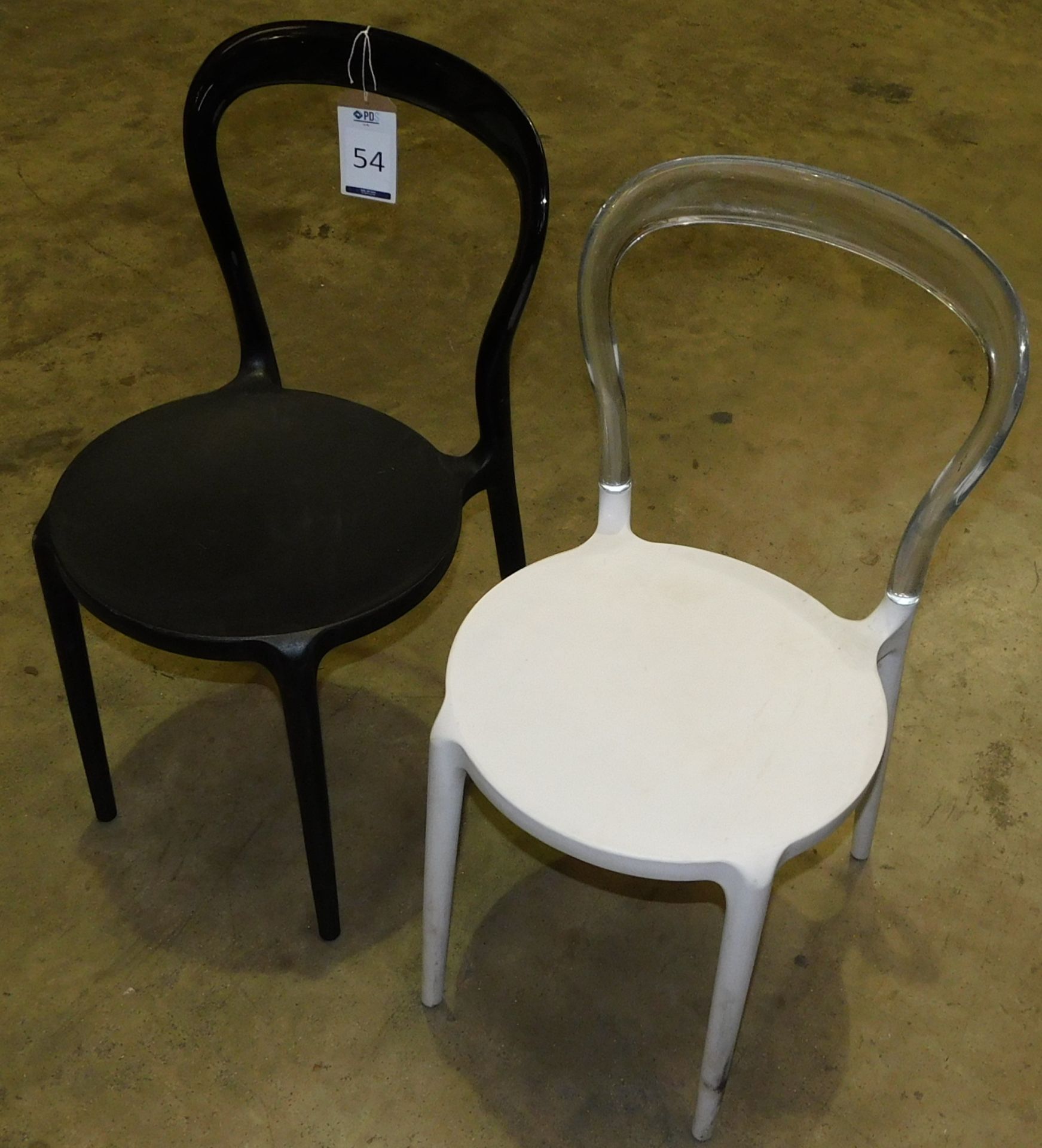 60 Mr BoBo Chair, Black & White (Located Huntingdon, See General Notes for More Details) - Image 2 of 3