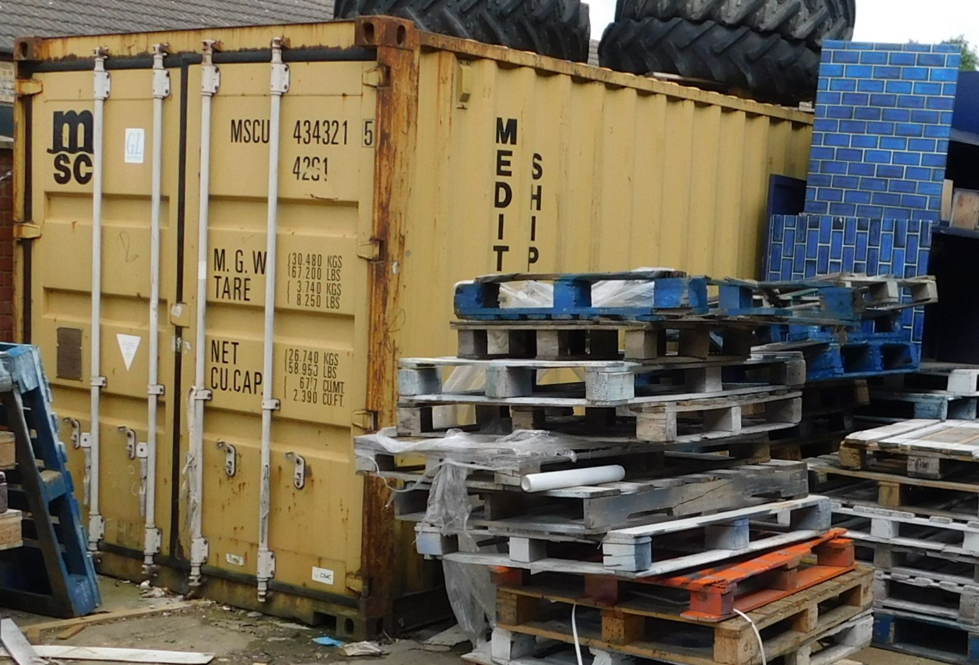 40ft Shipping Container (Front) (Located Huntingdon, See General Notes for More Details) (Collection - Image 2 of 3