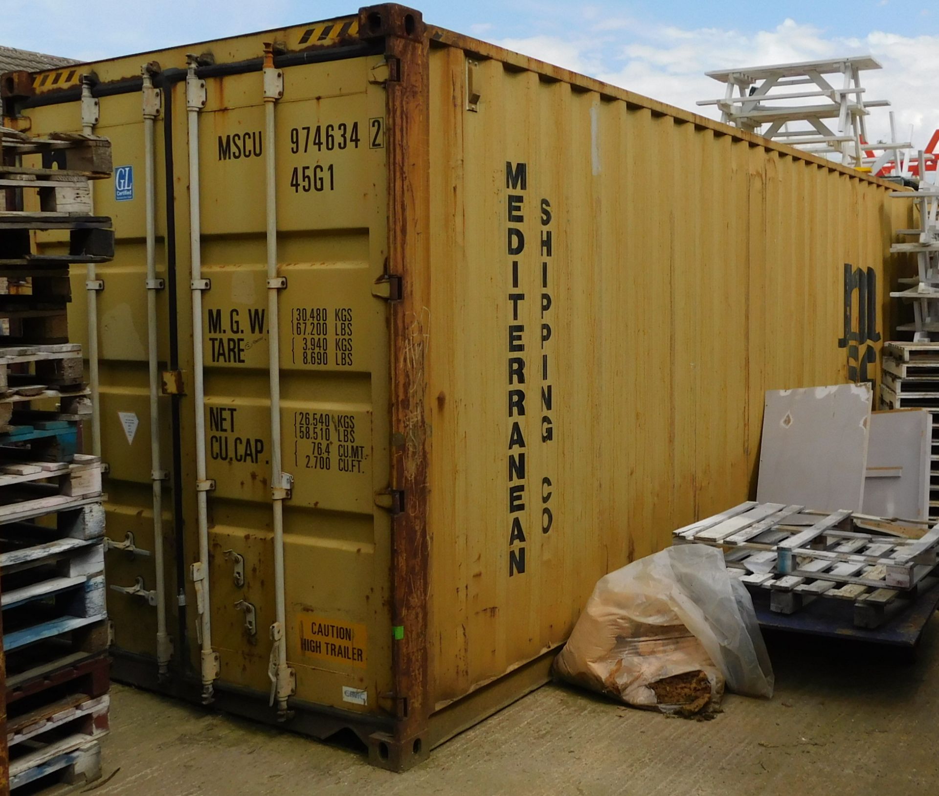 40ft Shipping Container (Rear) (Located Huntingdon, See General Notes for More Details) (