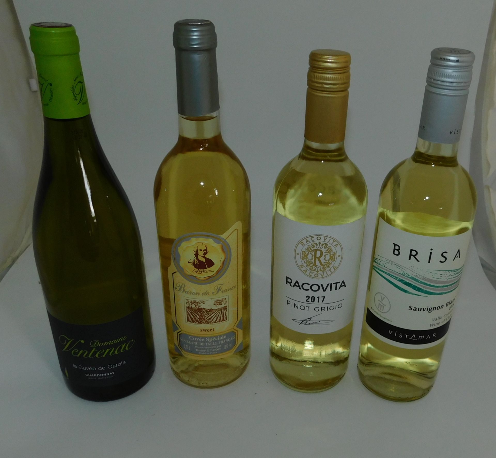 24 Bottles to Include 6 Brisa Sauvignon Blanc, 75cl, 6 Baron de France Sweet White Wine, 75cl, 6