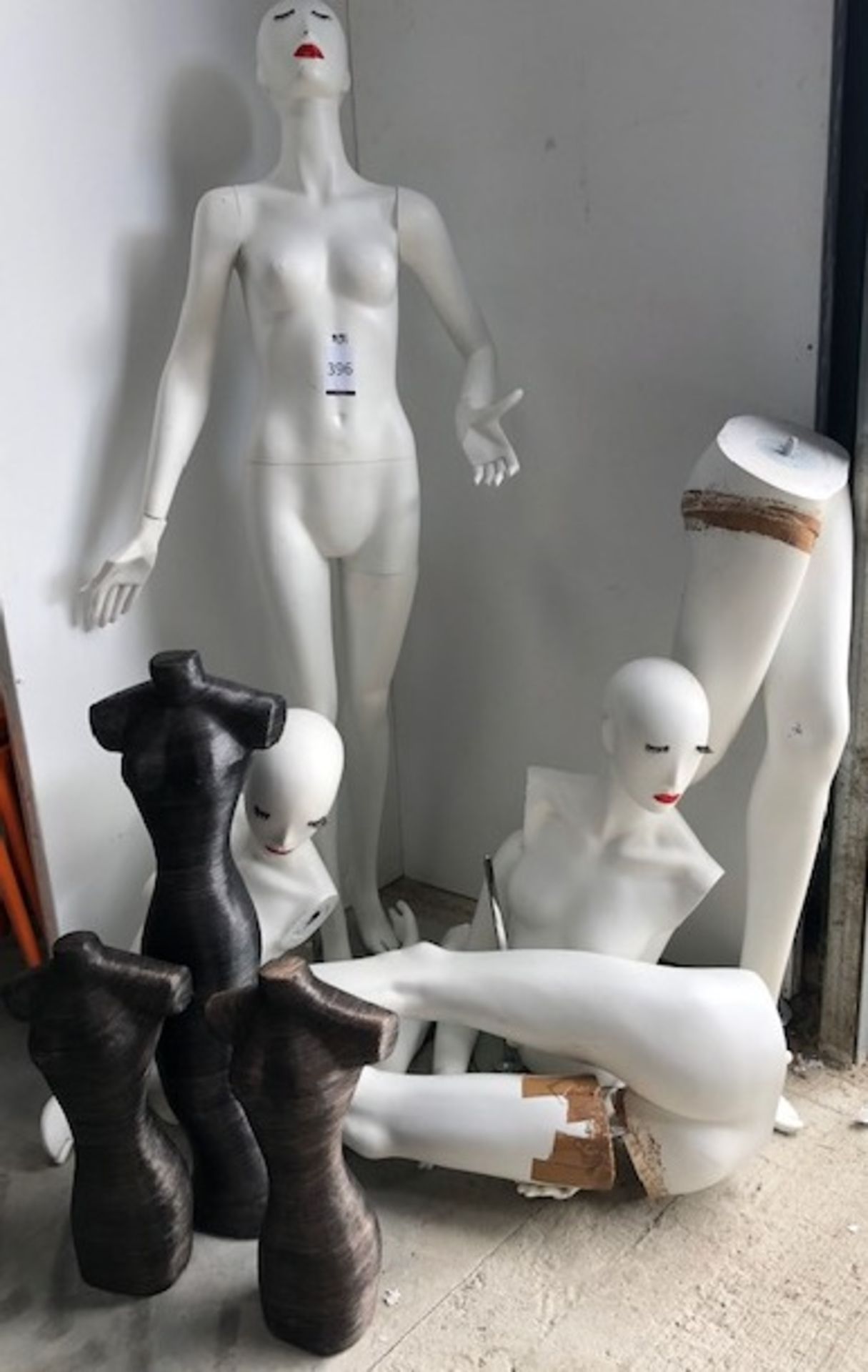 Female Full Body Mannequin & Quantity of Mannequin Components (Located Brentwood, See General