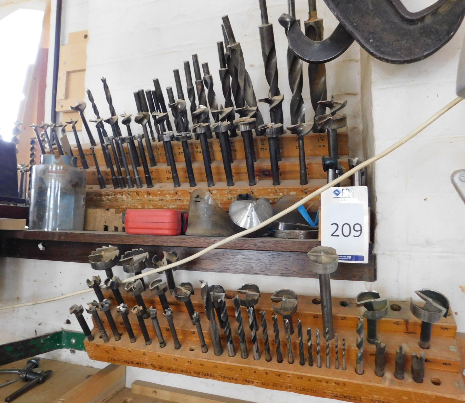 Quantity of Router Hole Punch & Assorted Drill Bits (Located Bethnal Green – Please see General