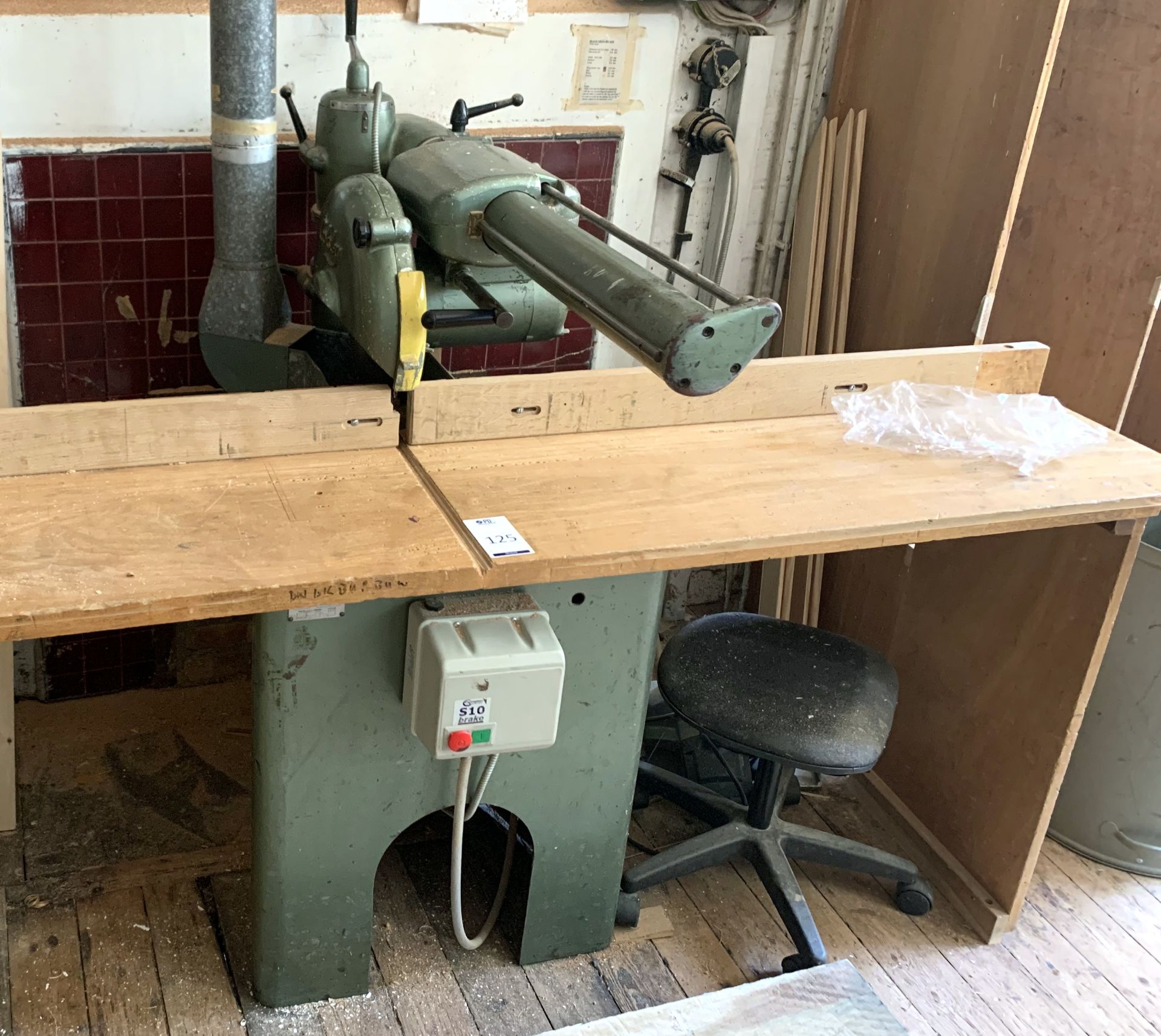 Cooksley Radial Arm Cross Cut Saw with Bespoke Light Wood Table (Located Bethnal Green – Please