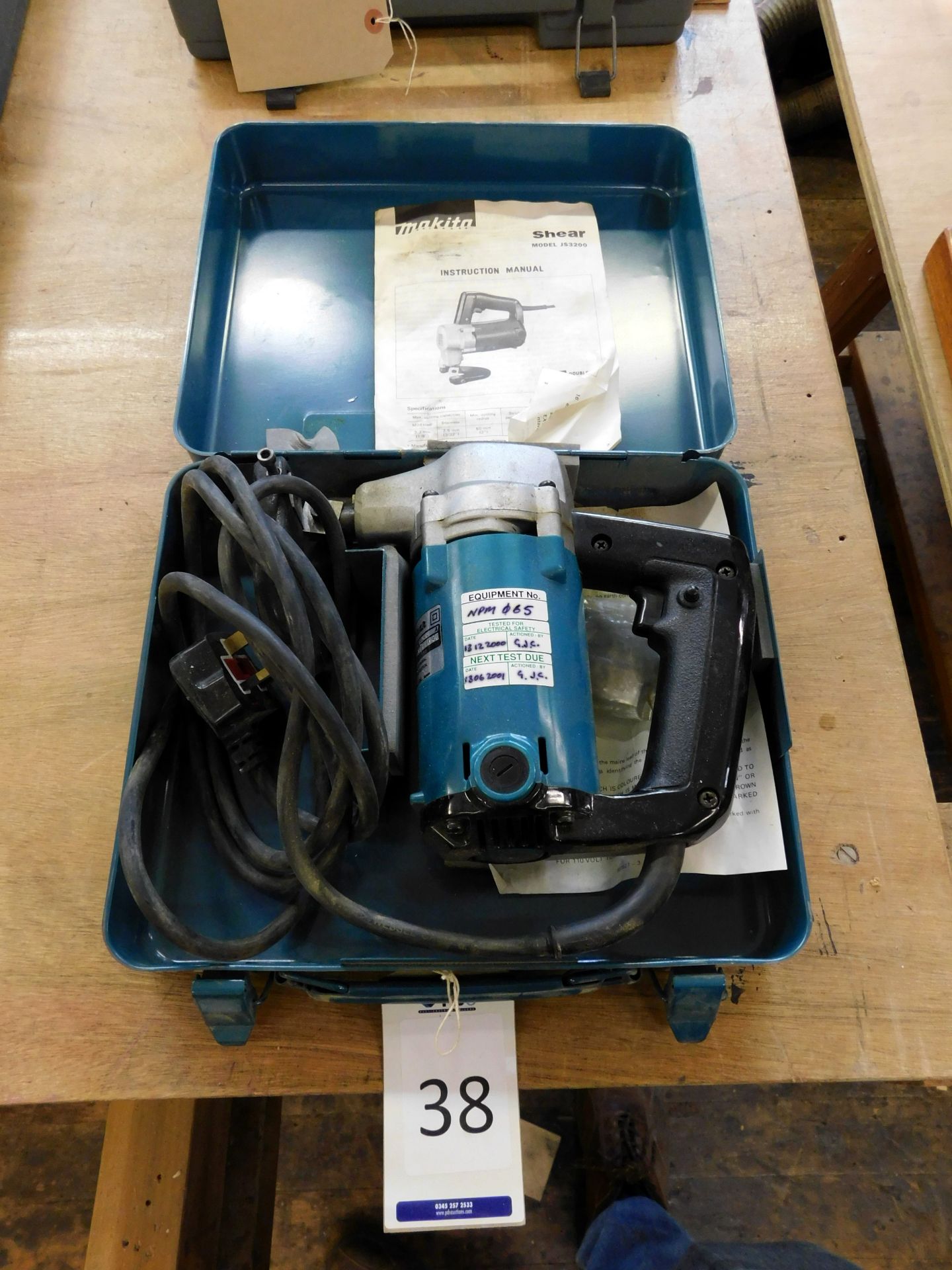 Makita JS3200 240v Metal Sheer (Located Bethnal Green – Please see General Notes for More Detail)