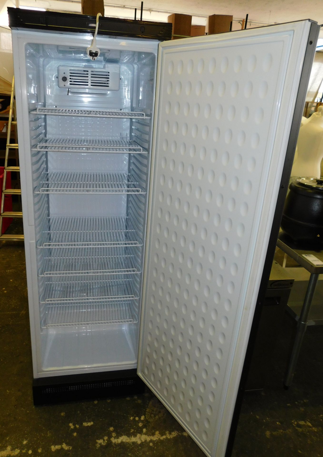 Tefcold SD1380B Upright Refrigerator (Located Stockport – See General Notes for More Details) - Image 2 of 3