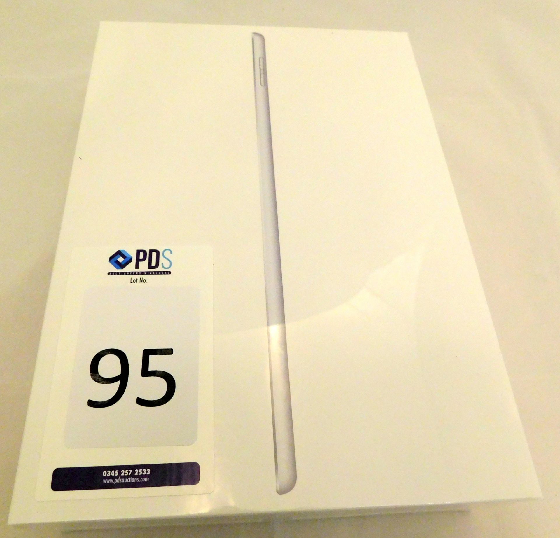 Apple A2197 iPad, 7th Gen, 32GB, Silver, Serial Number: DMPC810FMF3N, (New in Sealed Box) (Located