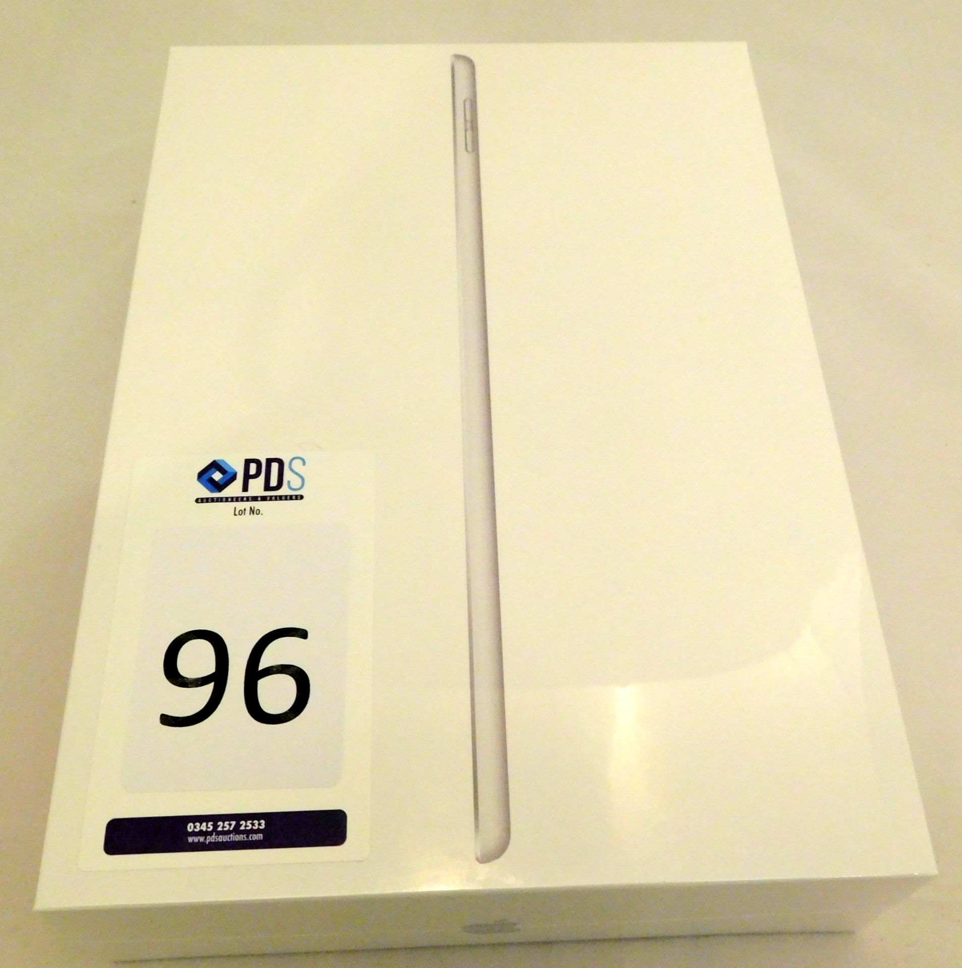 Apple A2197 iPad, 7th Gen, 32GB, Silver, Serial Number: DMPC810BMF3N, (New in Sealed Box) (Located