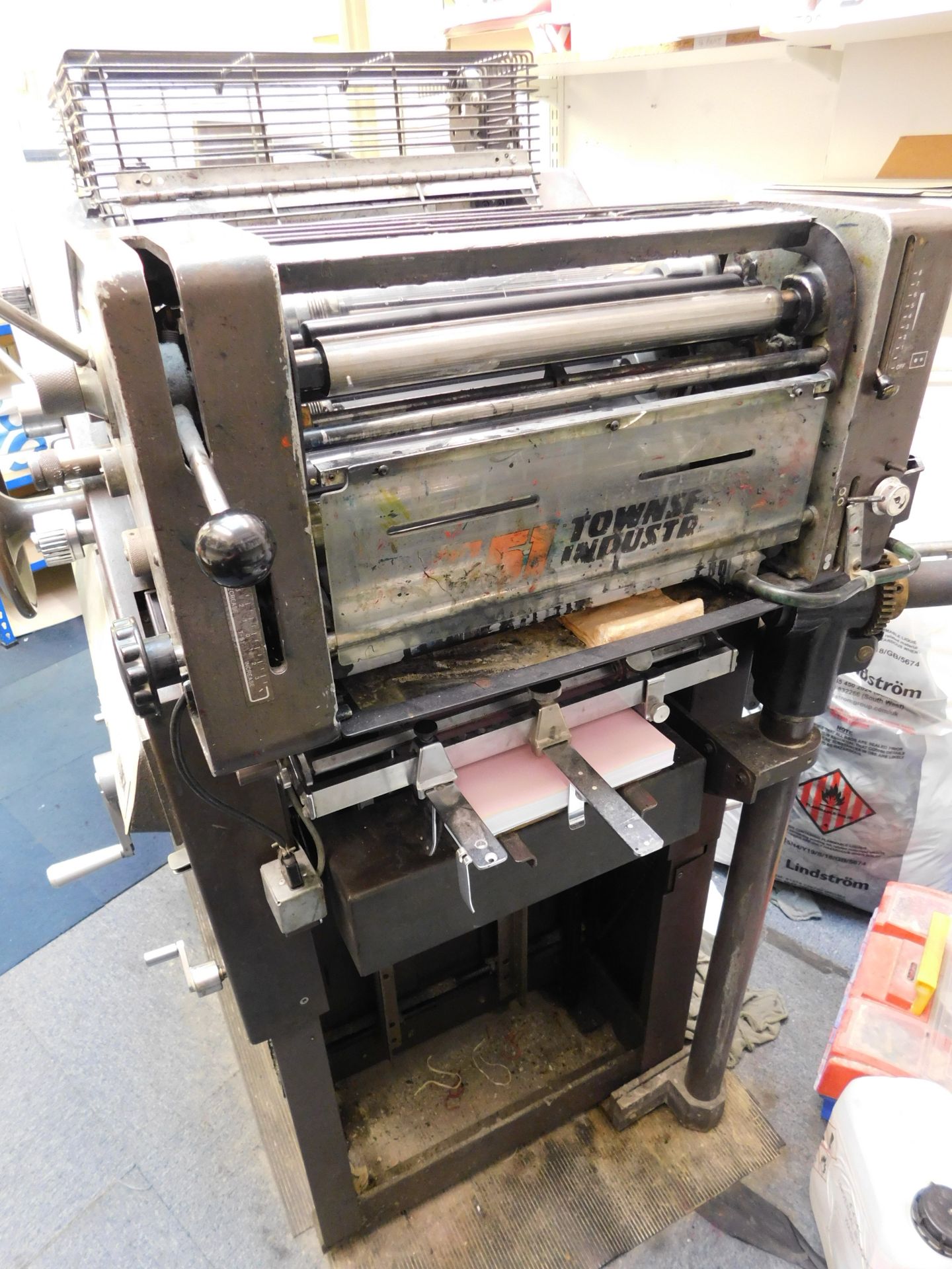 A.B. Dick 9810 Offset Printing Press with Powdair 3 Control (Located Watford: See General Notes - Image 4 of 4