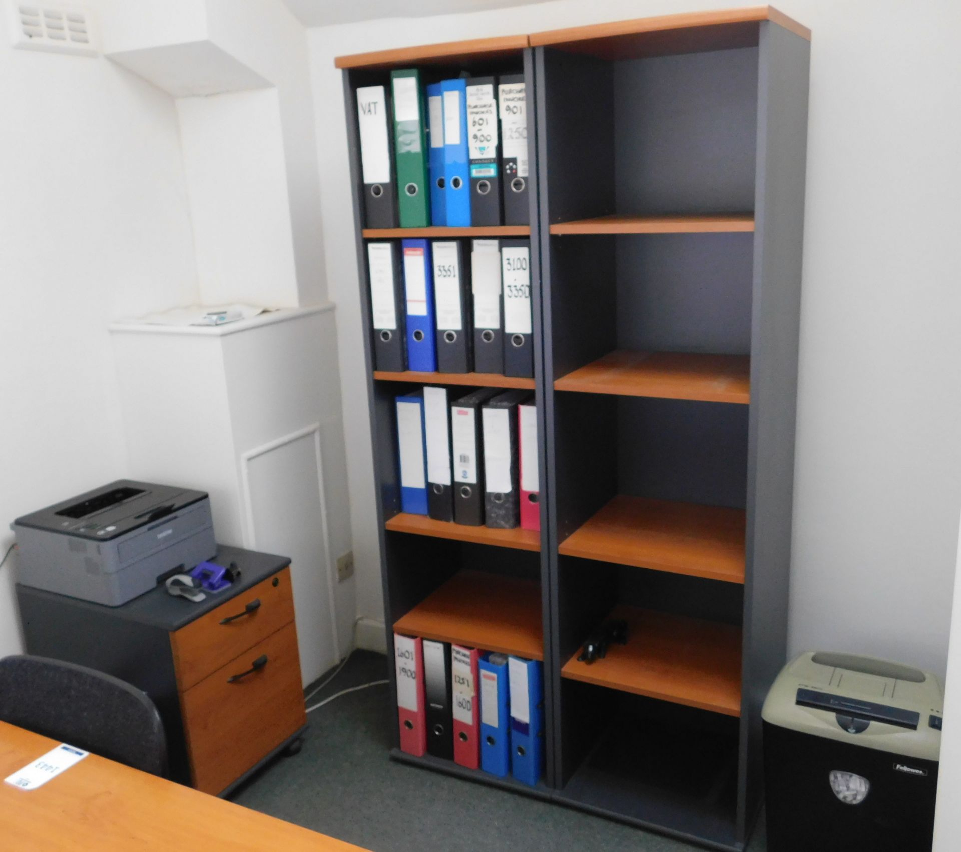 Suite of Chestnut wood Effect Office furniture comprising, Single Pedestal Desk, 2-Drawer - Image 3 of 3