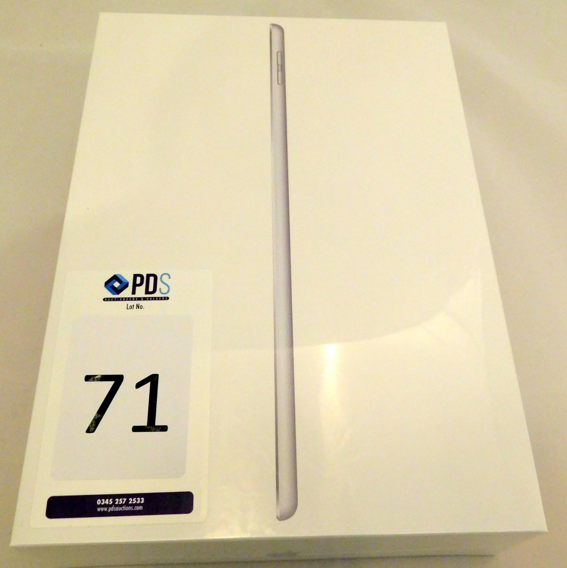 Apple A2197 iPad, 7th Gen, 32GB, Silver, Serial Number: DMPC80VEMF3N, (New in Sealed Box) (Located