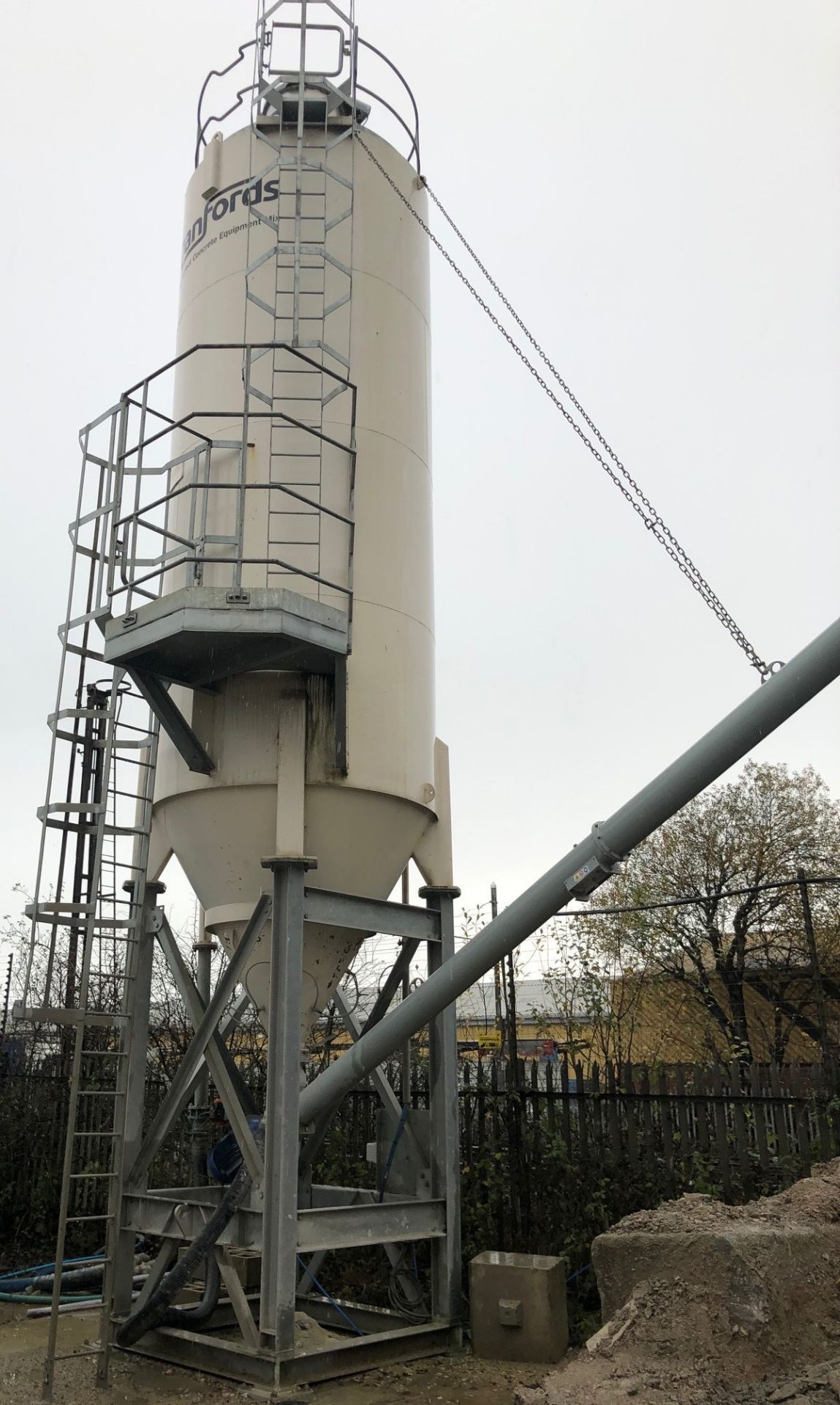 Danford 40 Tonnes Storage Silo, Serial Number EF135  (Located Rochdale - See General Notes for More