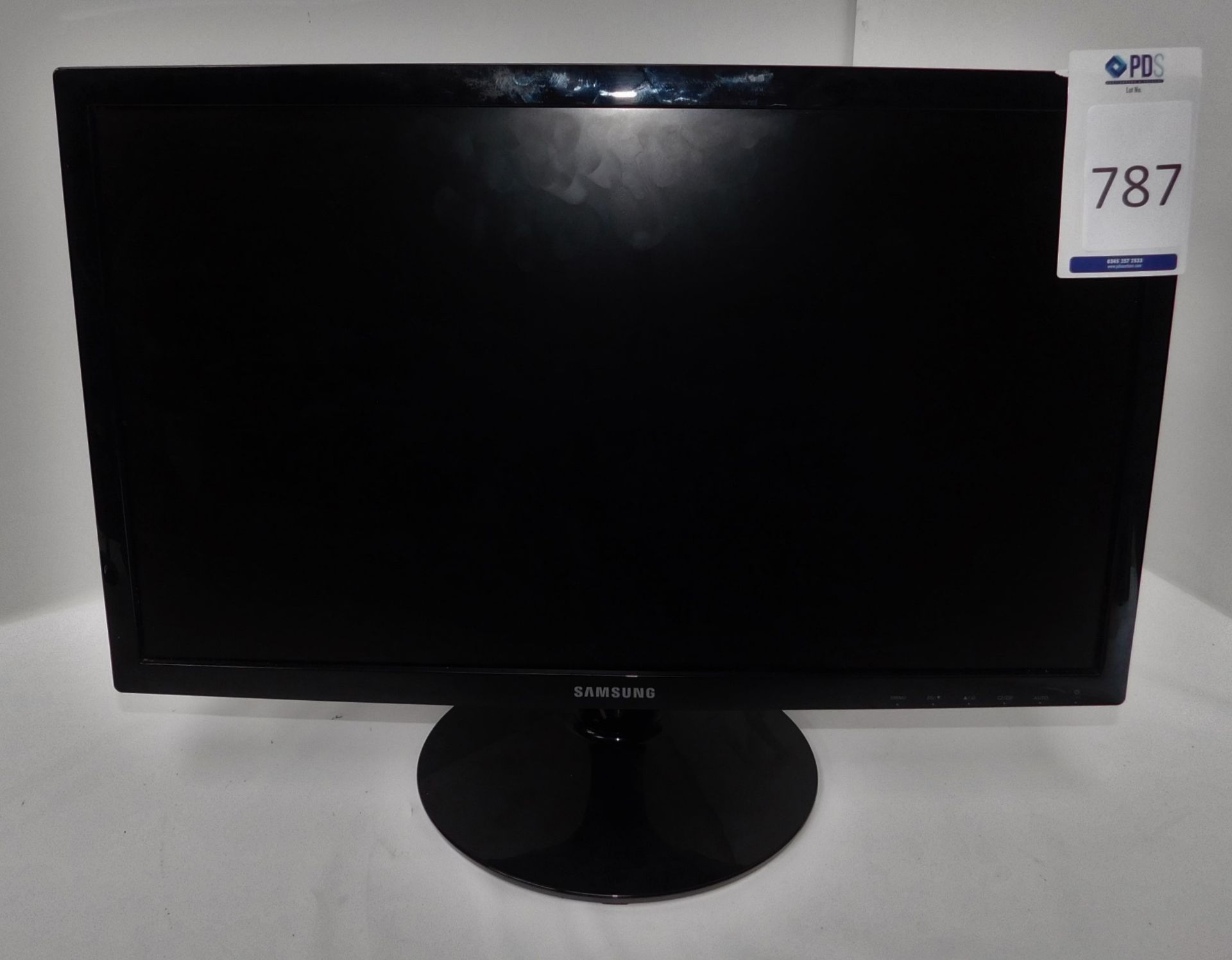 5 Samsung SD22D300 Monitors (Located Brentwood - See General Notes for More Details)
