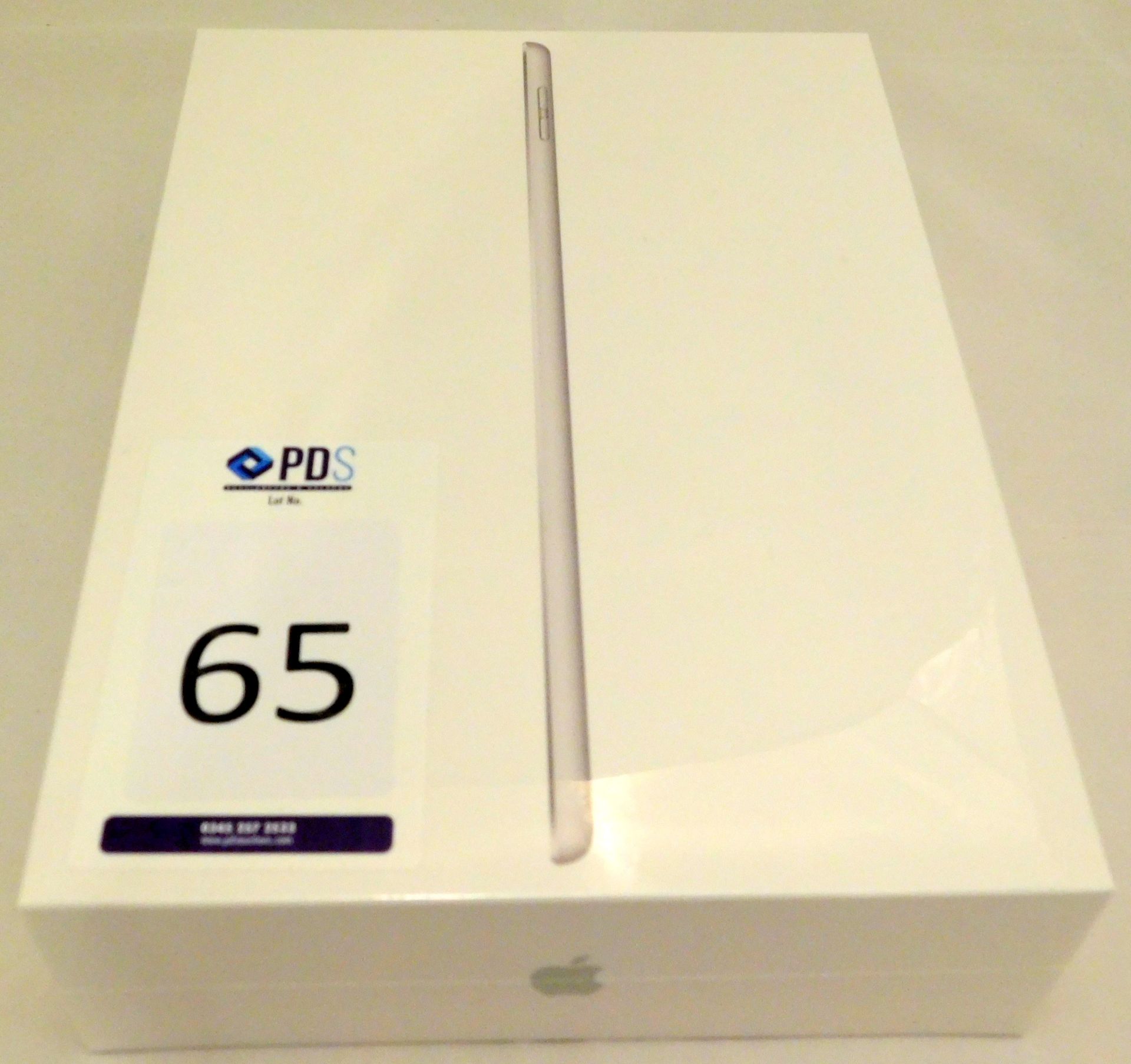 Apple A2197 iPad, 7th Gen, 32GB, Silver, Serial Number: DMPC80UGMF3N, (New in Sealed Box) (Located
