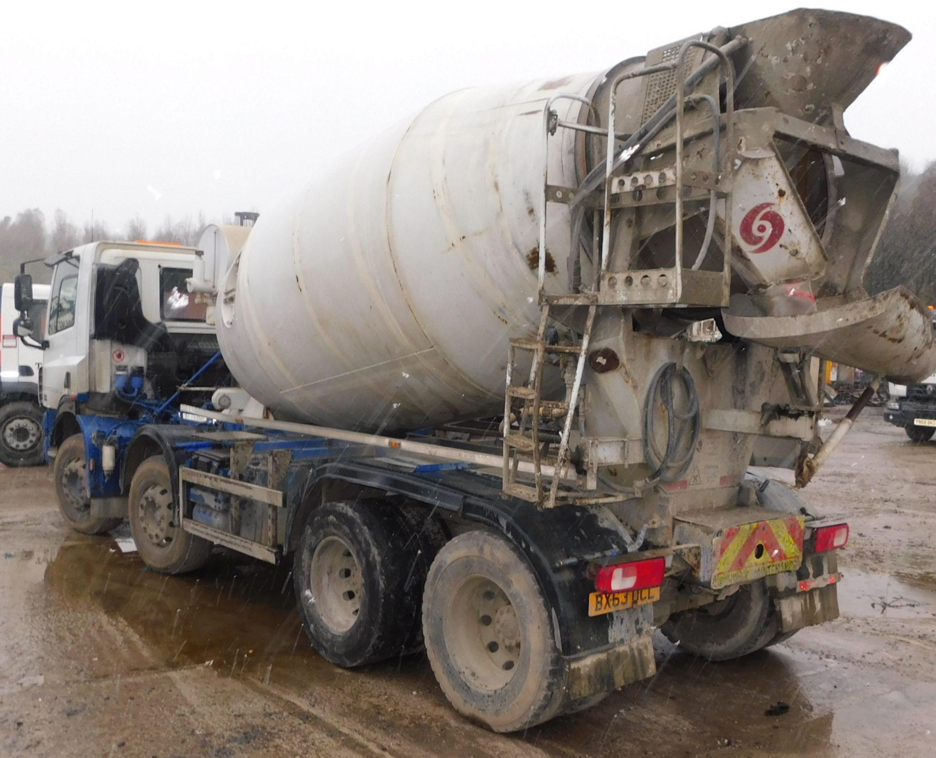 DAF CF FAD 75.360 8x4 with 8m3 McPhee Transit Mixer & Day Cab (Euro 5), Manual, Registration BX63 UC - Image 4 of 18