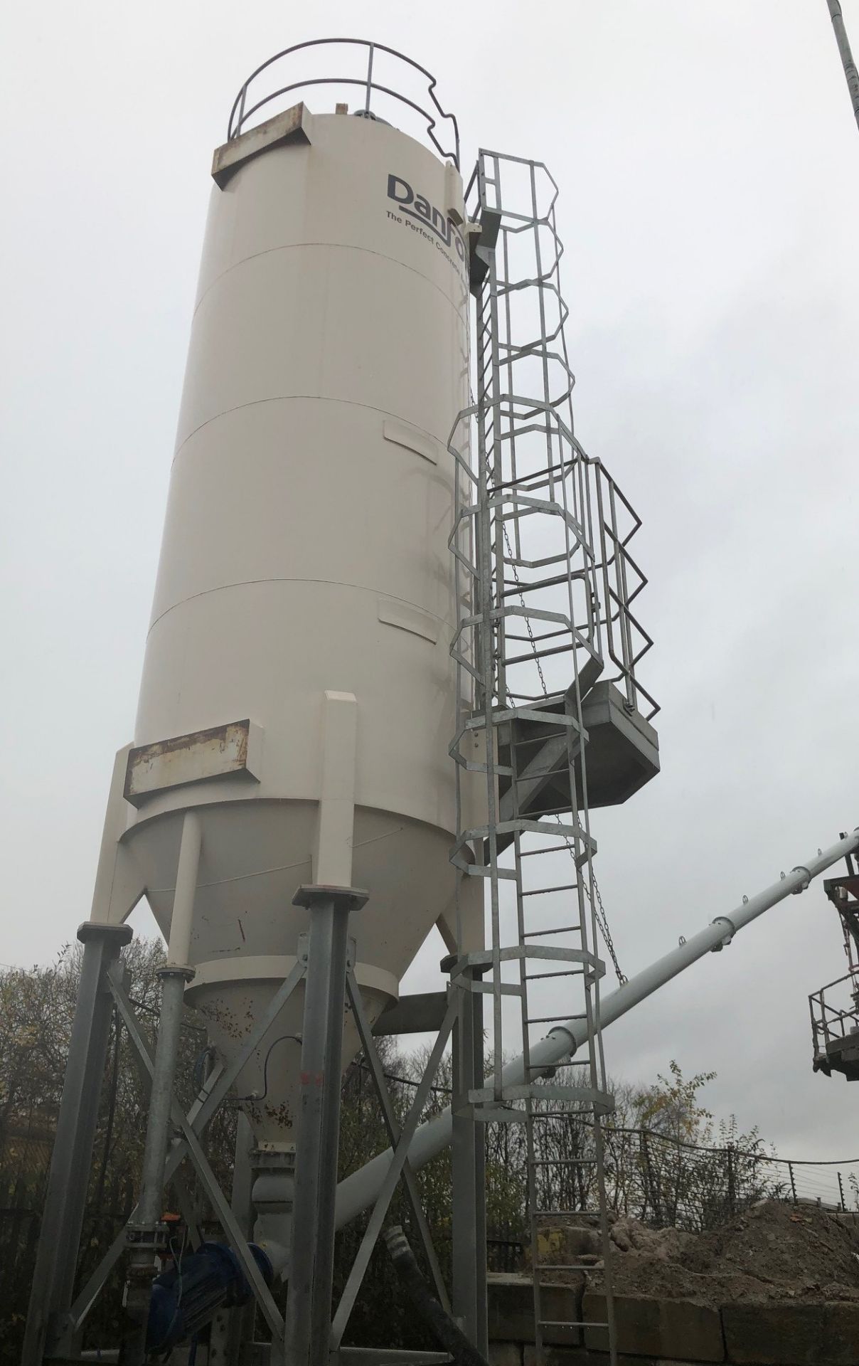 Danford 40 Tonnes Storage Silo, Serial Number EF135  (Located Rochdale - See General Notes for More - Image 2 of 6