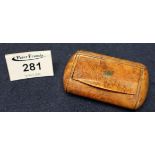 Cushion shaped burr wood 19th Century snuff box with hinged cover. (B.P. 24% incl. VAT)