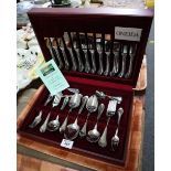 Cased set of Oneida stainless steel cutlery. (B.P. 24% incl. VAT)