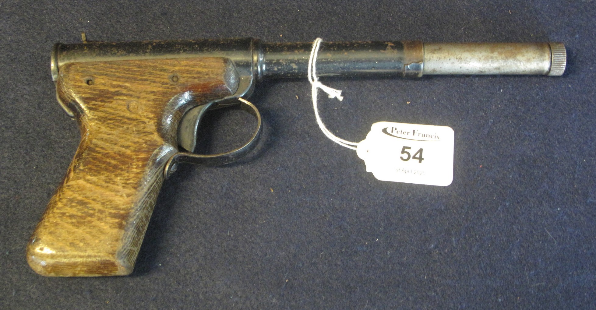 Diana model II air pistol with wooden grip. (B.P. 24% incl. VAT)