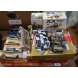Tray of mainly boxed diecast model vehicles, various to include; Matchbox, Lledo days gone,