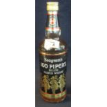 Seagram's 100 Pipers deluxe Scotch whisky, 75cl, 40% volume. (B.P. 24% incl. VAT)