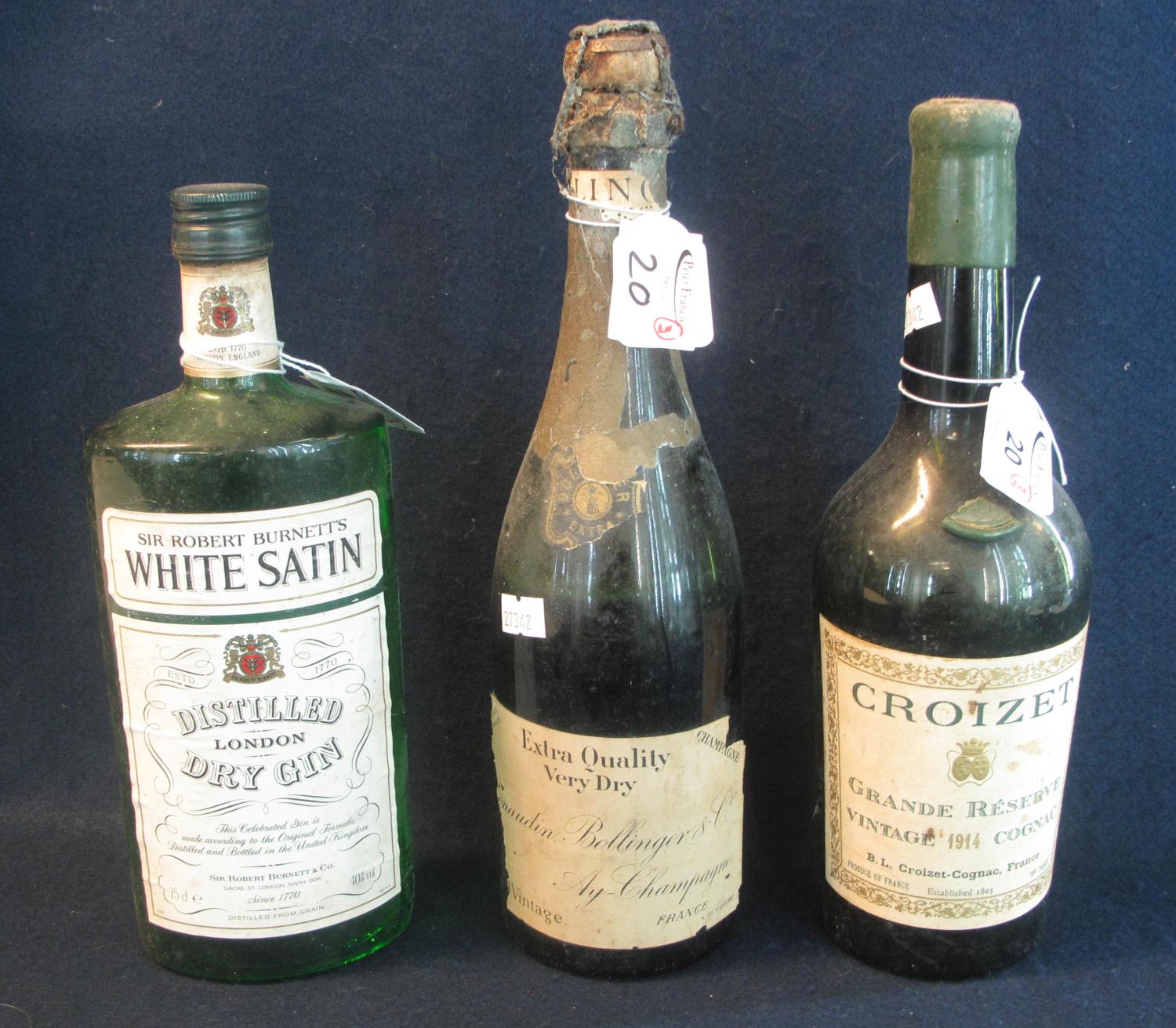 Sir Robert Burnett's White Satin distilled London dry gin, 75cl, together with Extra quality very