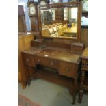 Edwardian mahogany inlaid mirror back dressing table. (B.P. 21% + VAT)